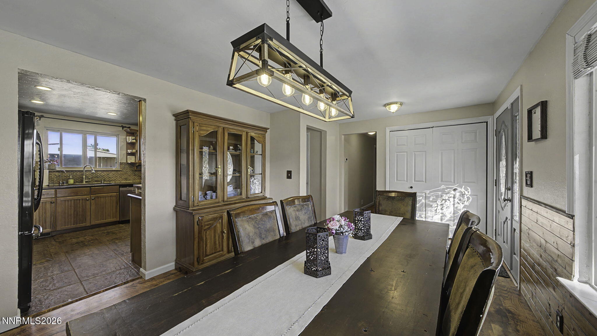 10585 Silver Knolls Boulevard