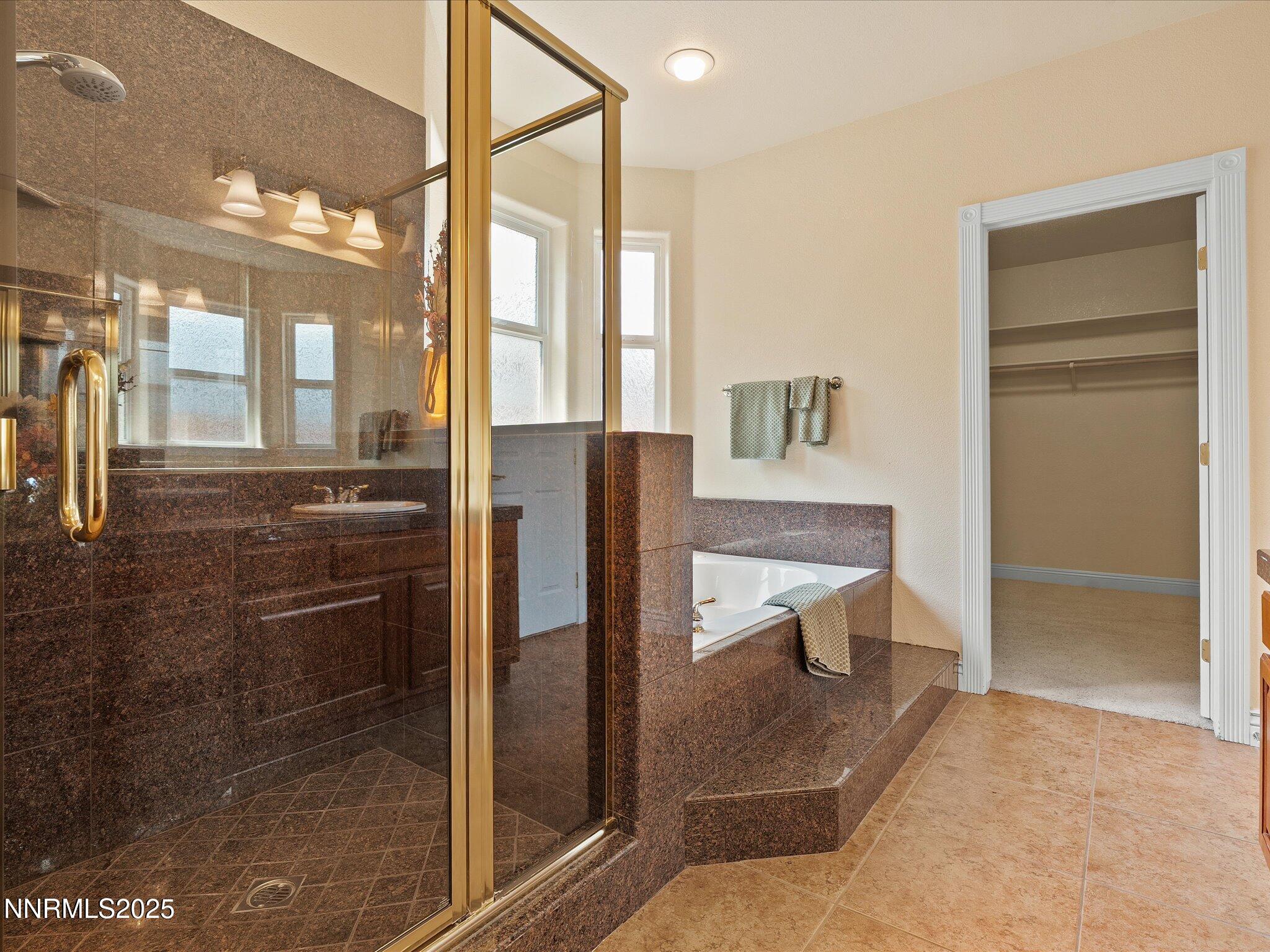 33-1383 Macenna Ln-132