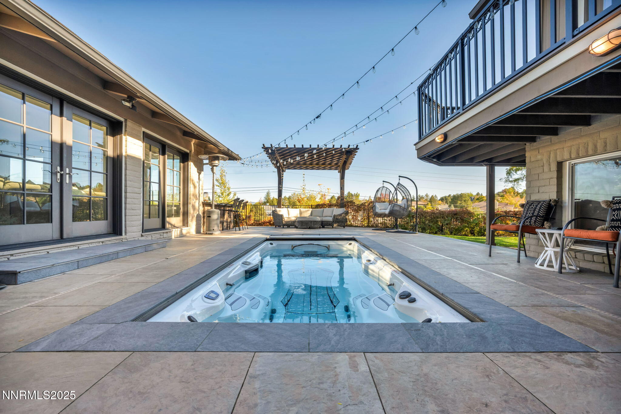 33-web-or-mls-2360-pioneer-dr