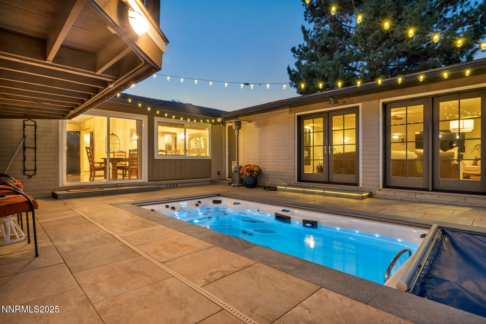 15-web-or-mls-2360-pioneer-dr