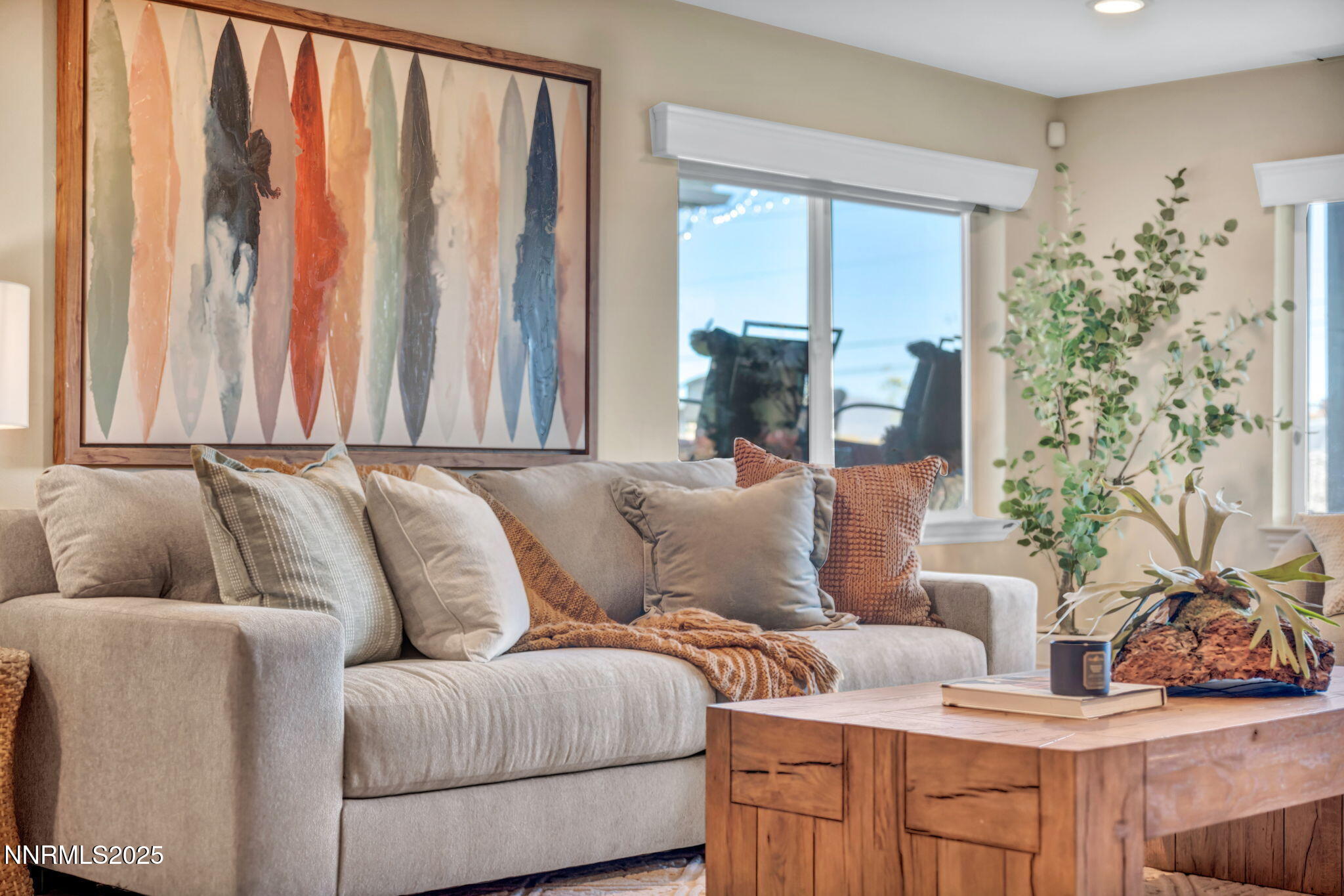 111-web-or-mls-2360-pioneer-dr