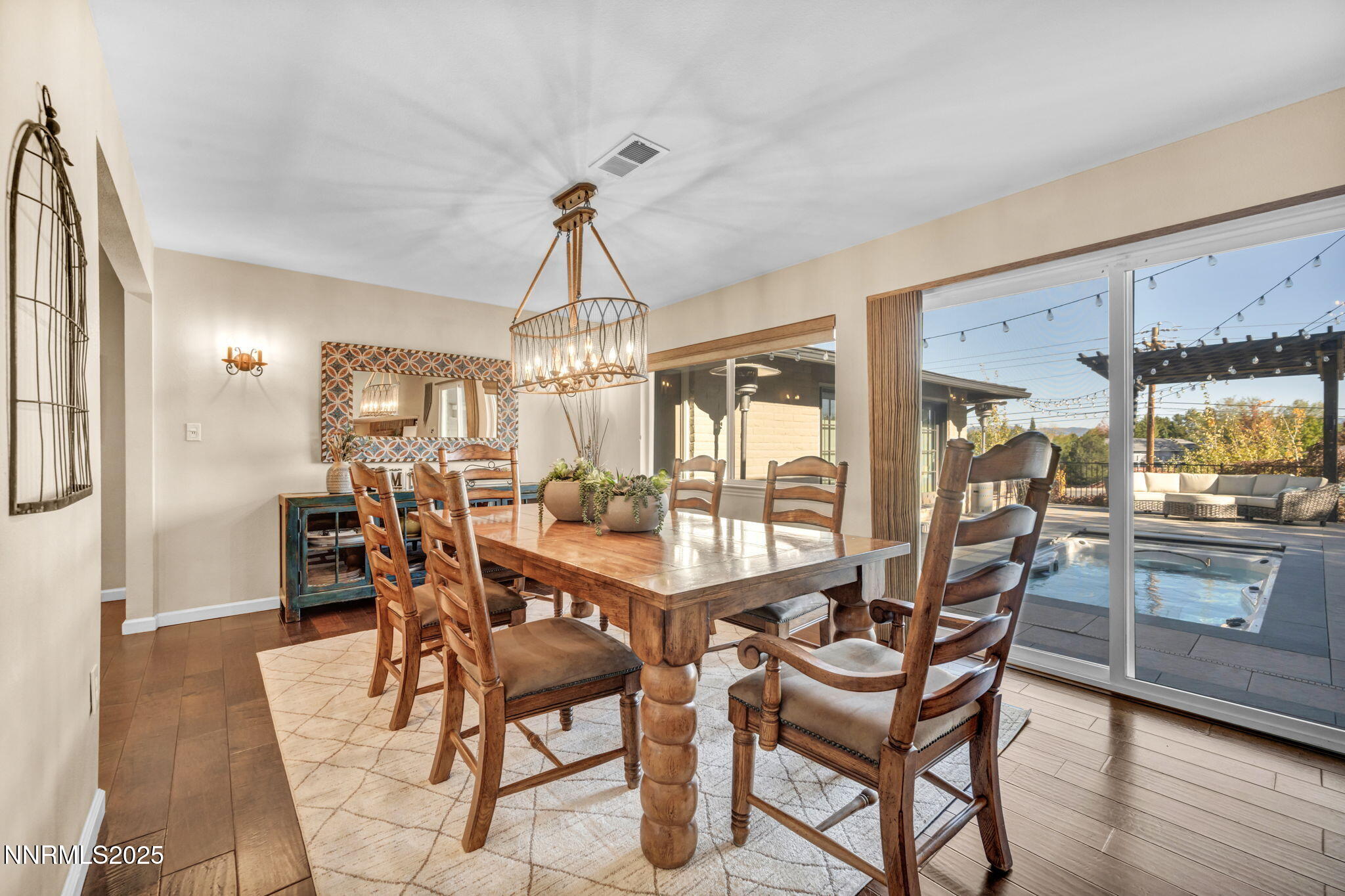 68-web-or-mls-2360-pioneer-dr