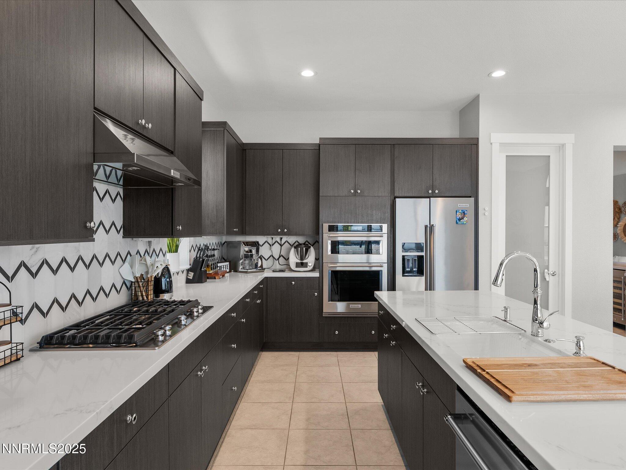 021-724 Marewood Trl -120