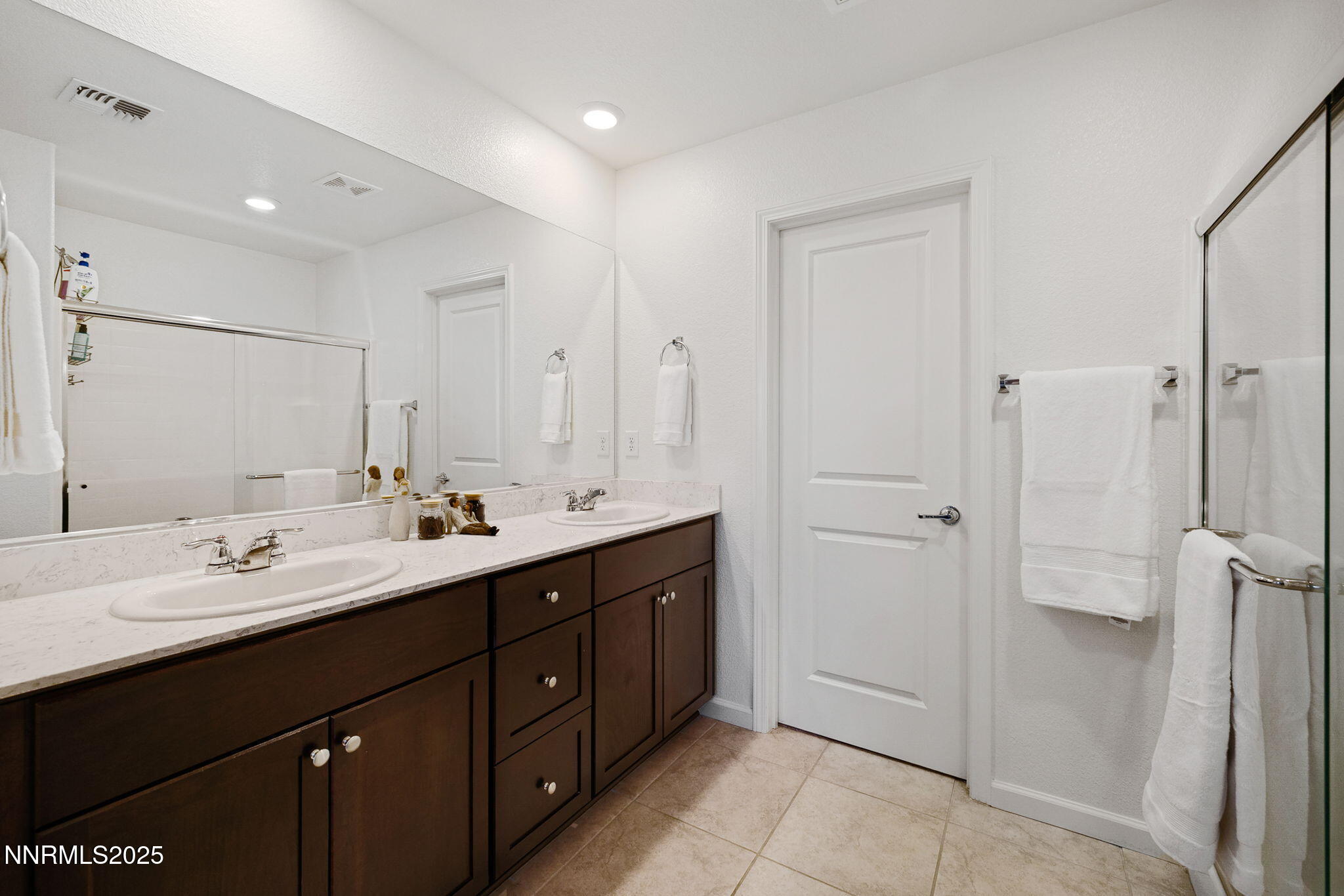 14-web-or-mls-9015 Quail Grove-15