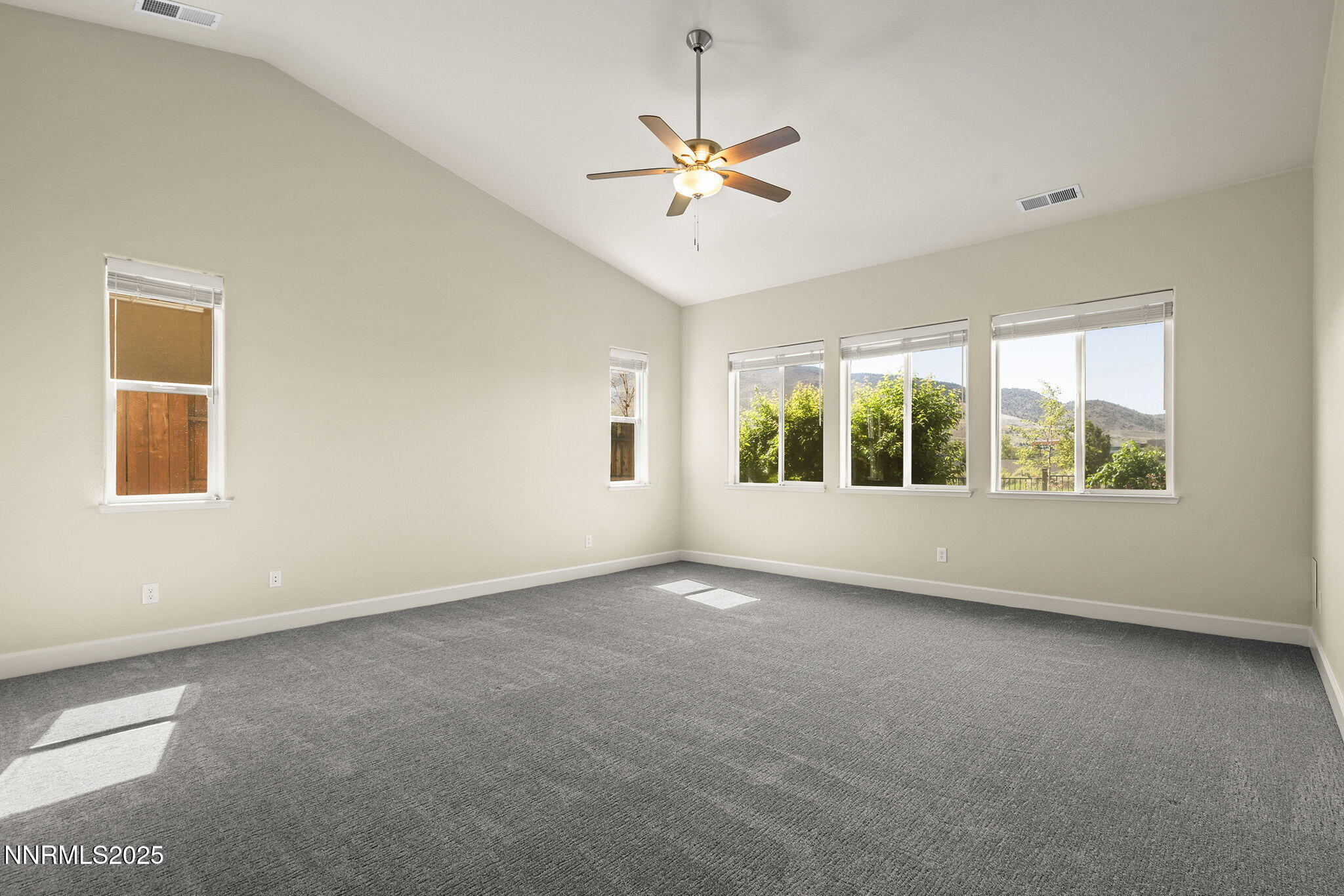 22-web-or-mls-_DSC0057