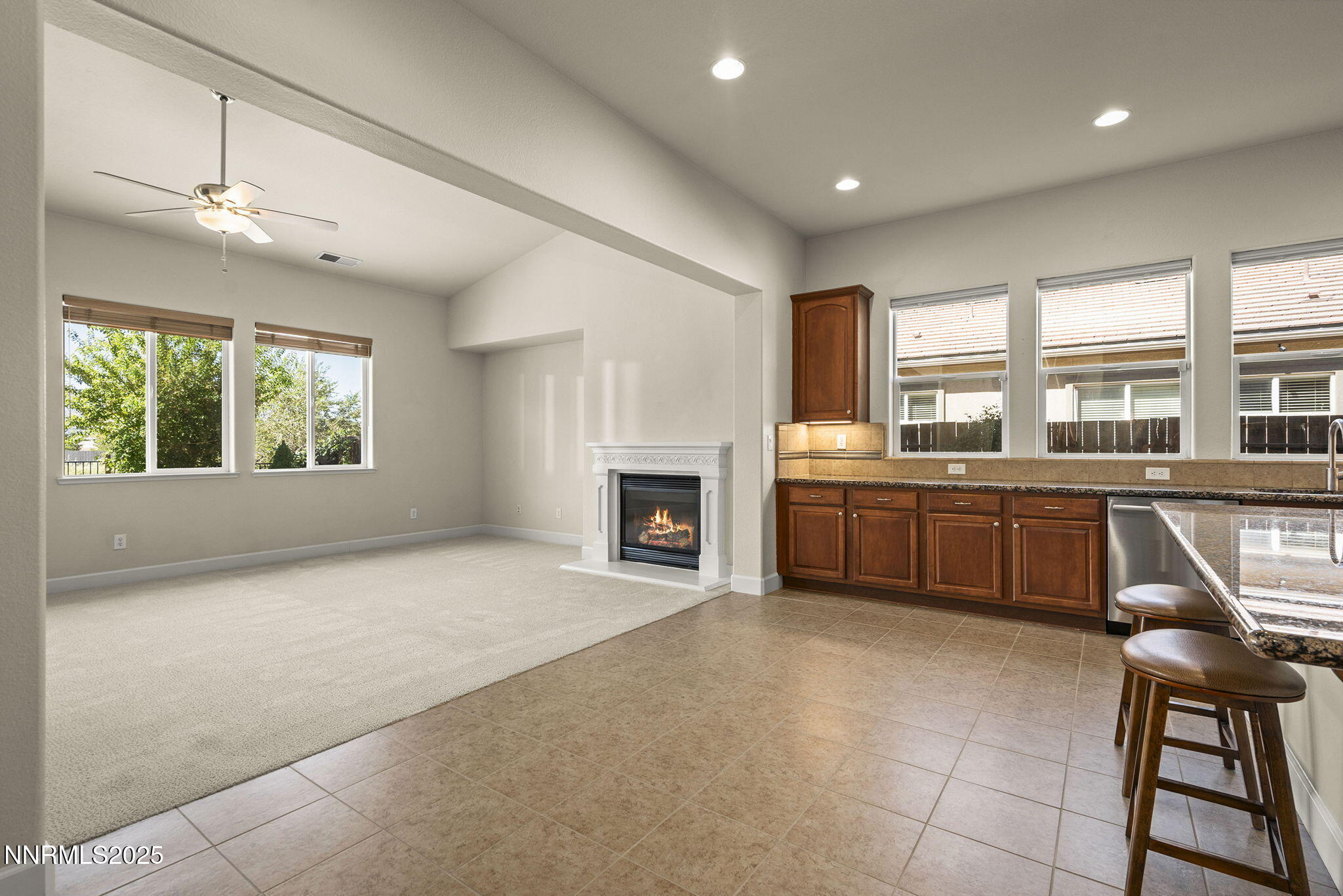 21-web-or-mls-_DSC0205