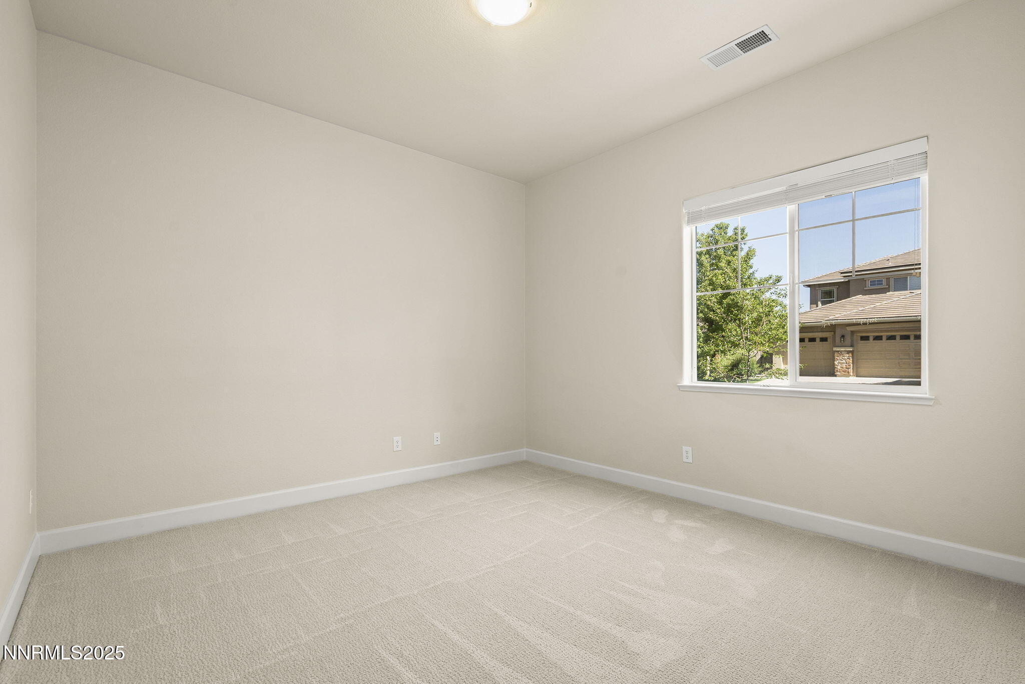 32-web-or-mls-_DSC0114