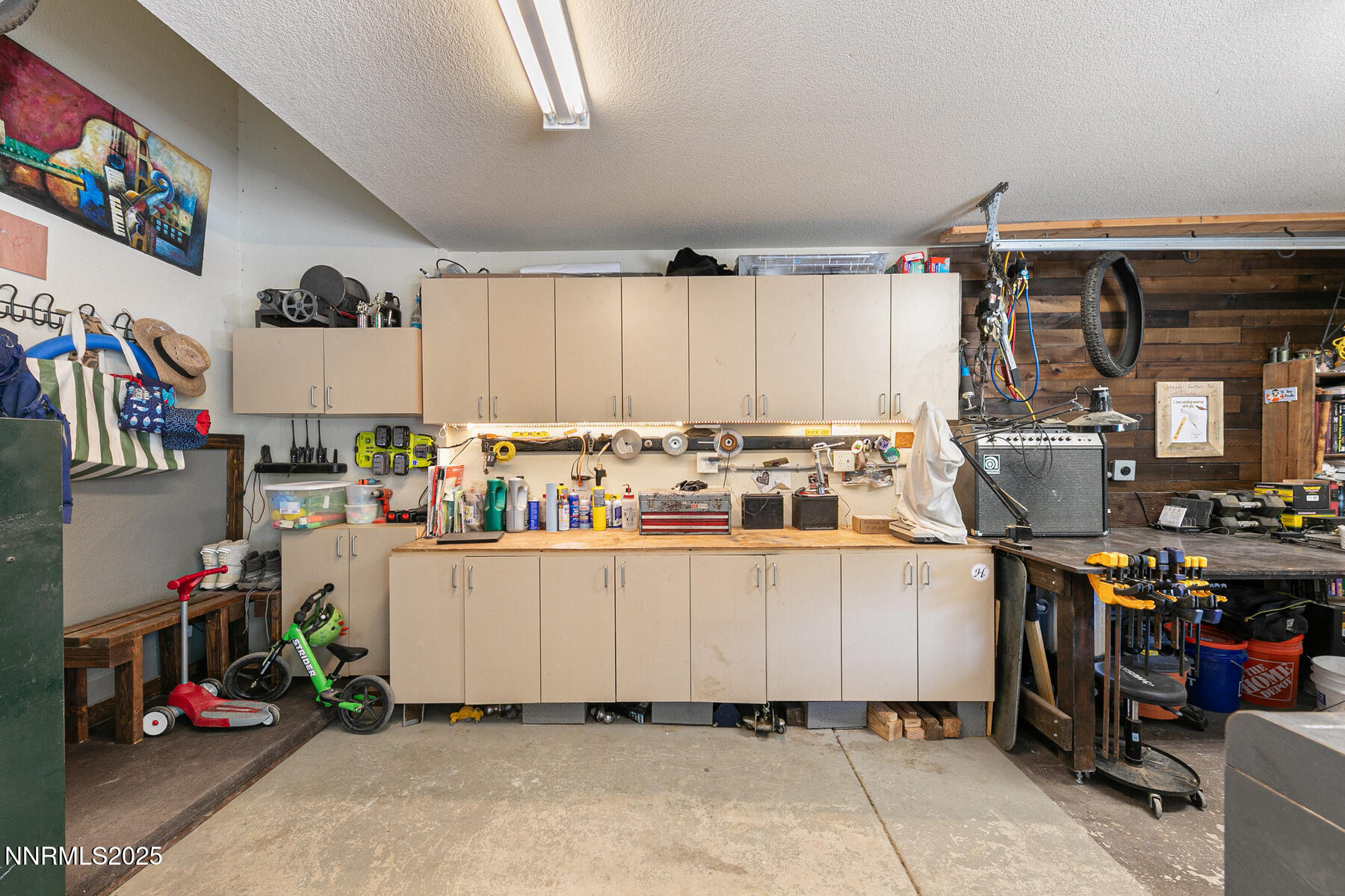 1310 Calavaras Rd Reno NV 89521 USA-033-