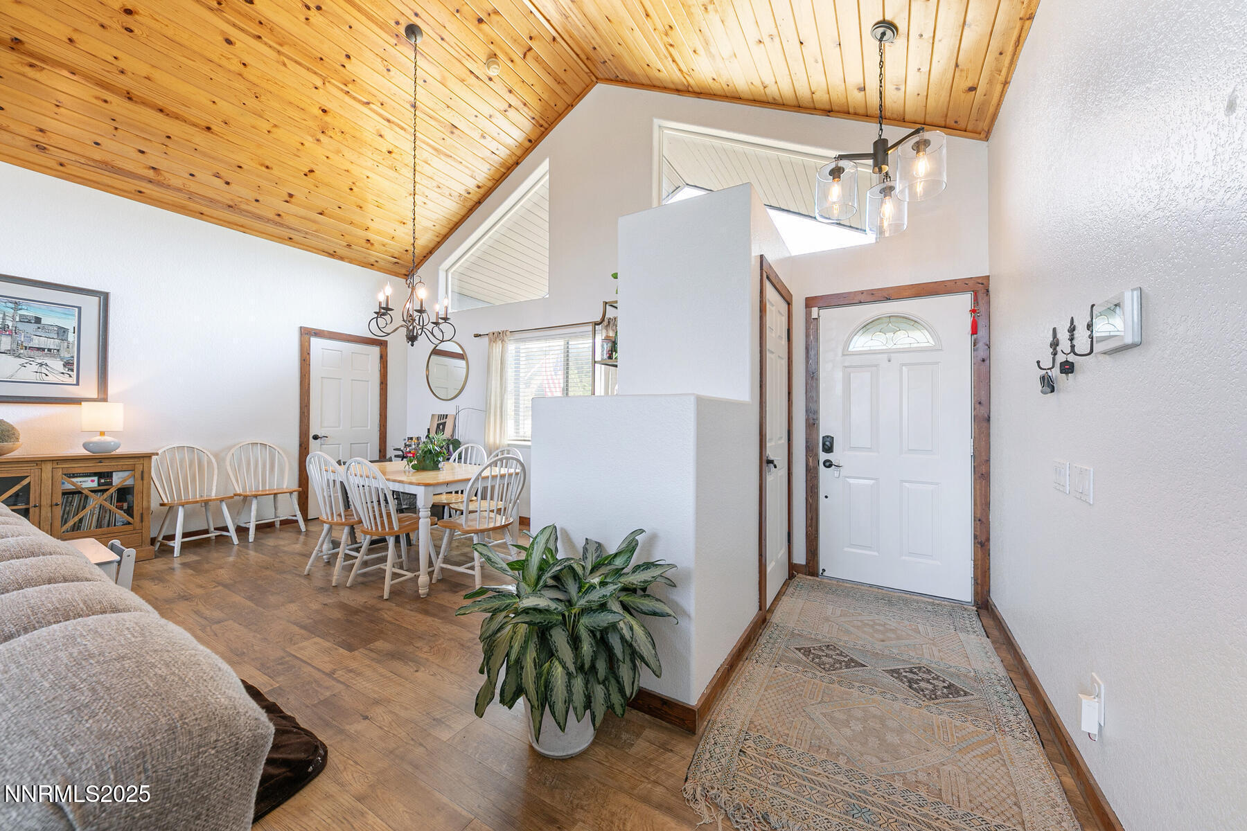 1310 Calavaras Rd Reno NV 89521 USA-014-