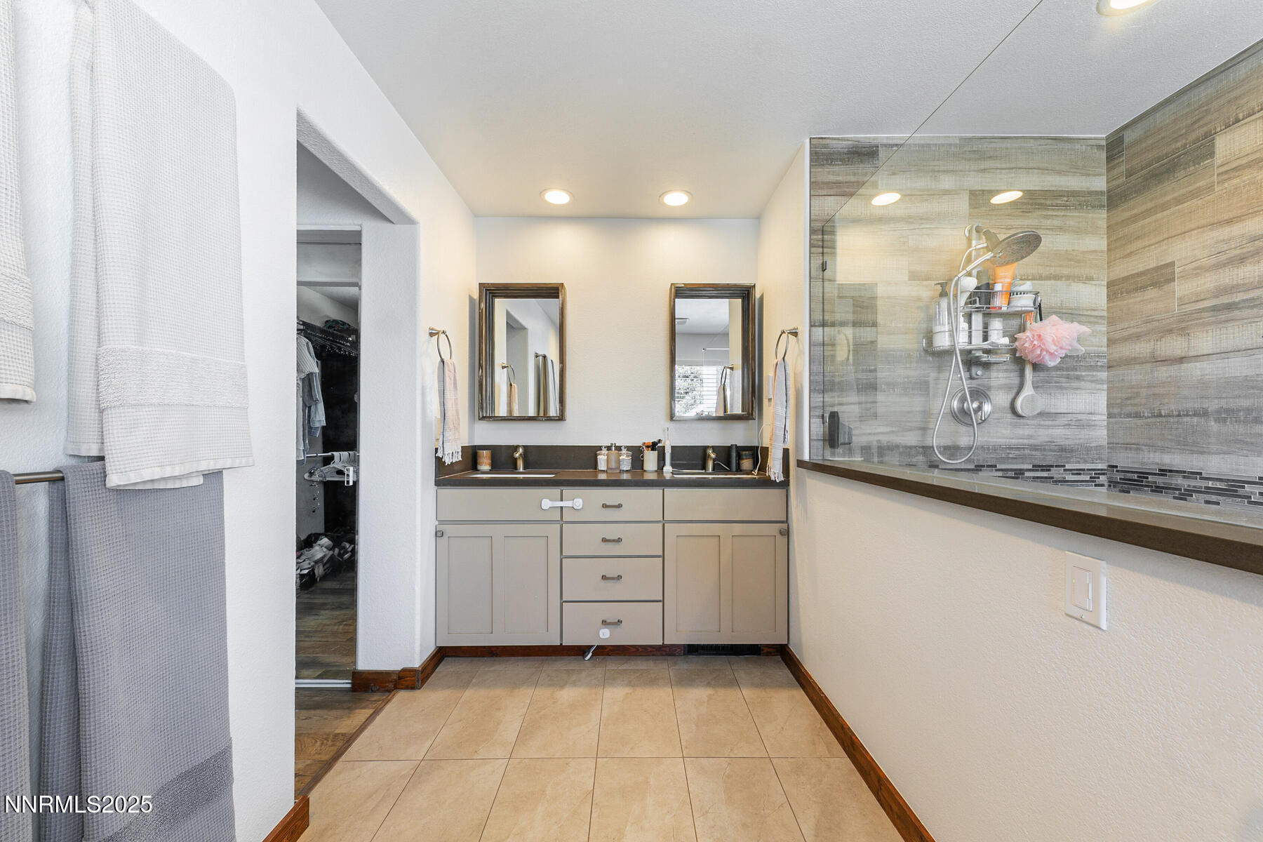 1310 Calavaras Rd Reno NV 89521 USA-028-