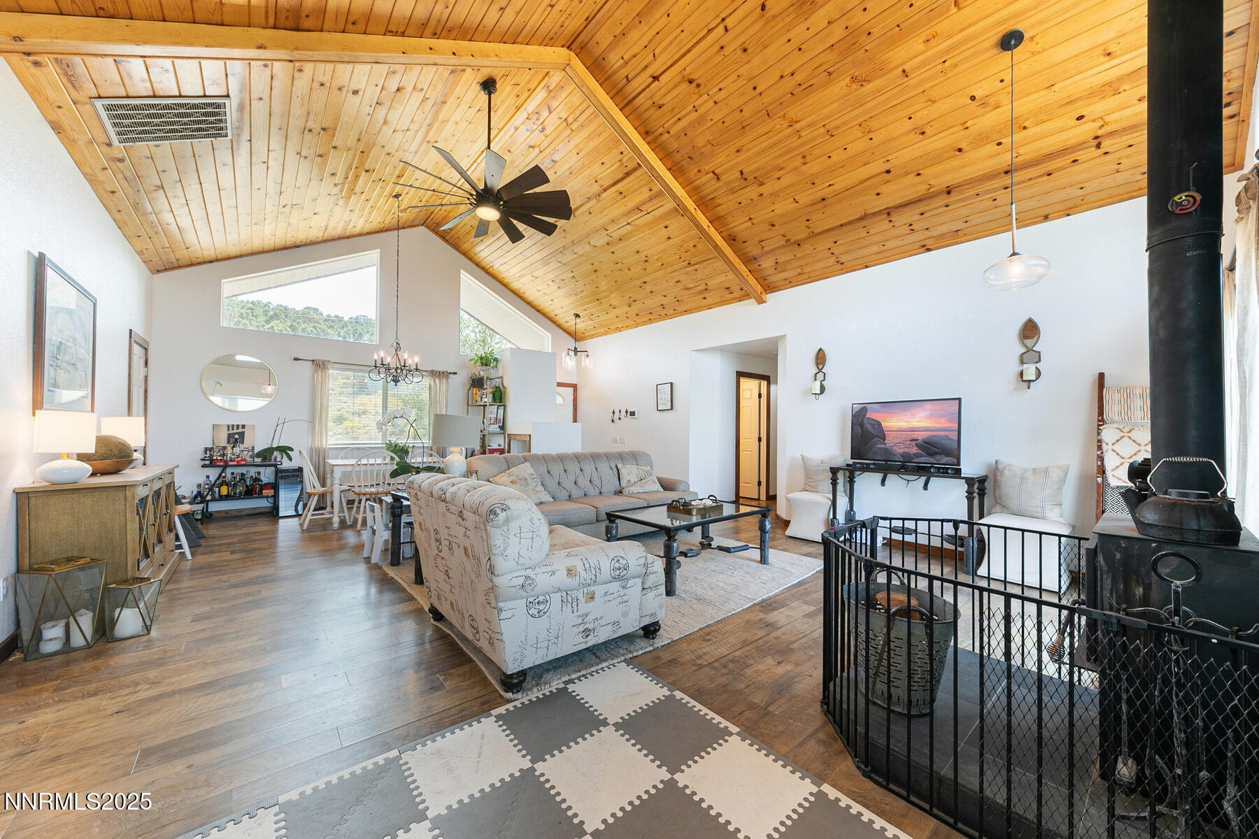 1310 Calavaras Rd Reno NV 89521 USA-017-