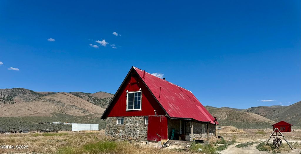 Photo of 13995 Grass Valley Road, Winnemucca, NV 89445 (MLS # 260001223)