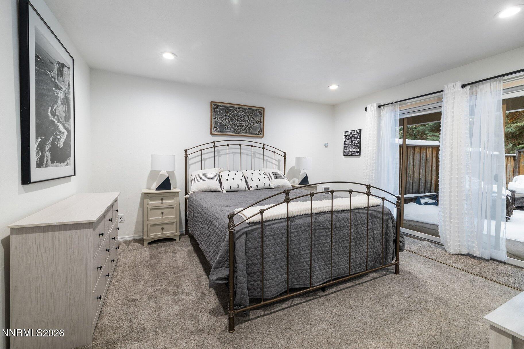 015_10-print-825_southwood_blvd_18-11_82