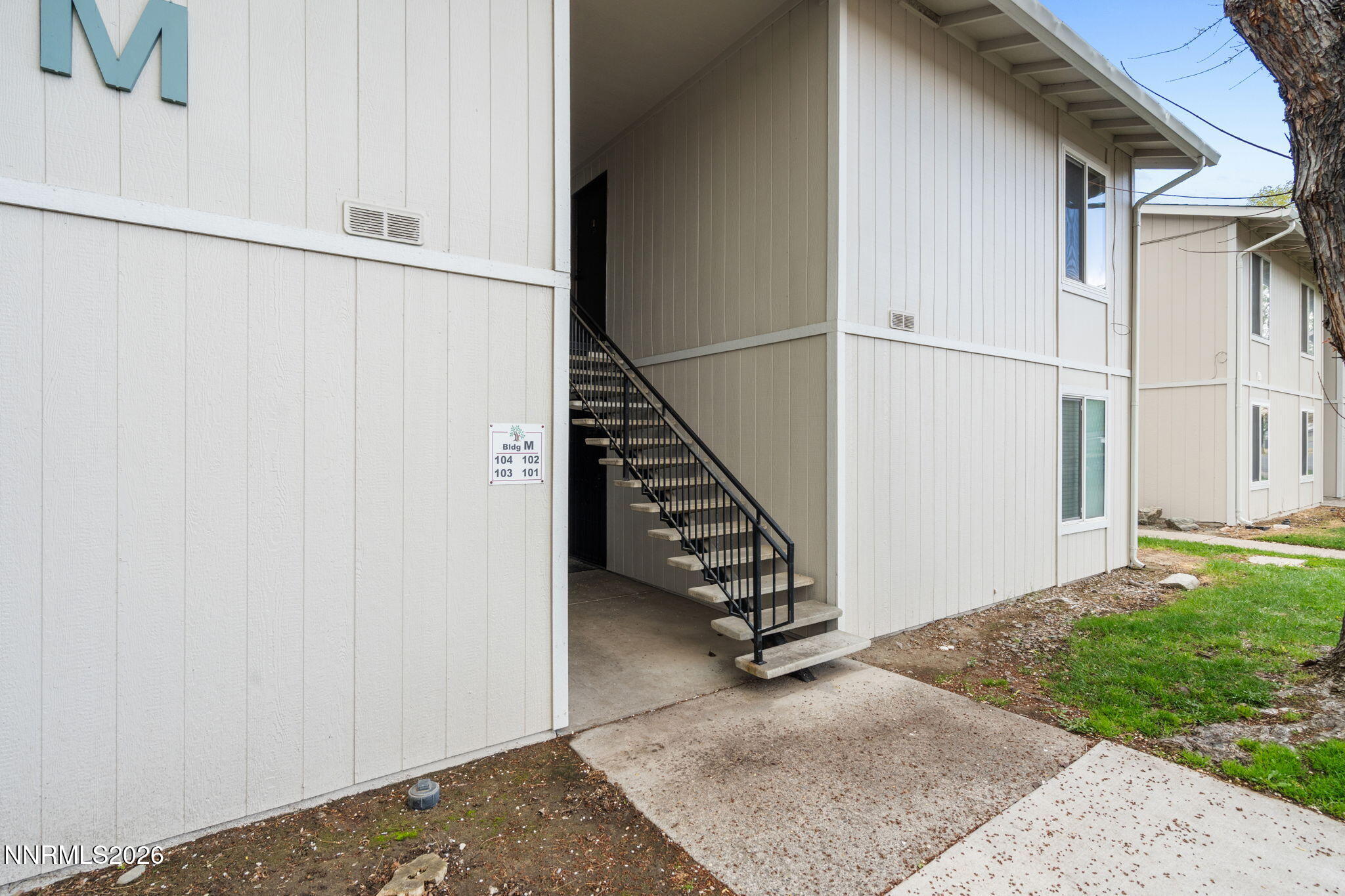 400 S Saliman Road APT 104