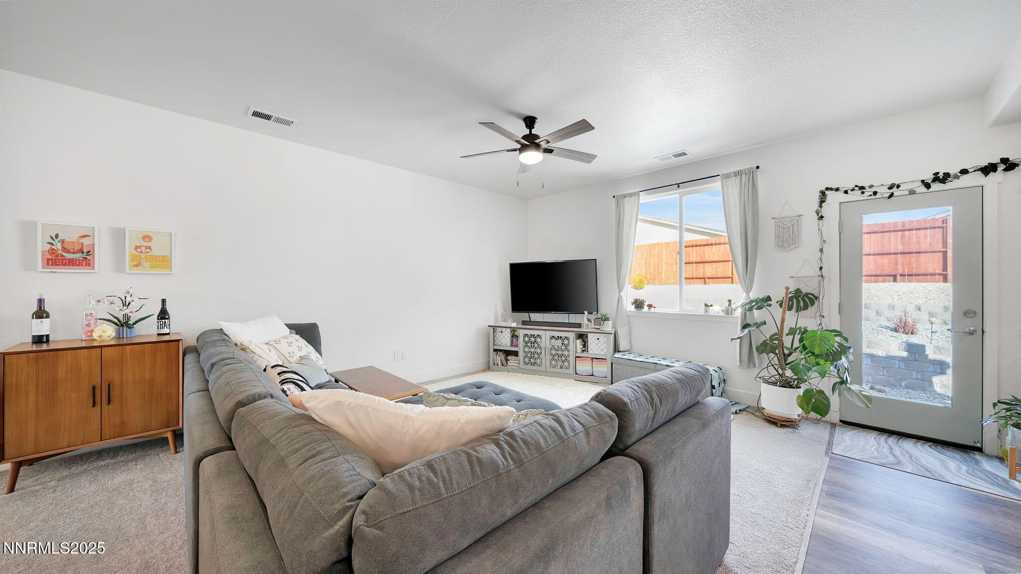 7-DSC00883_4_5_7-Edit