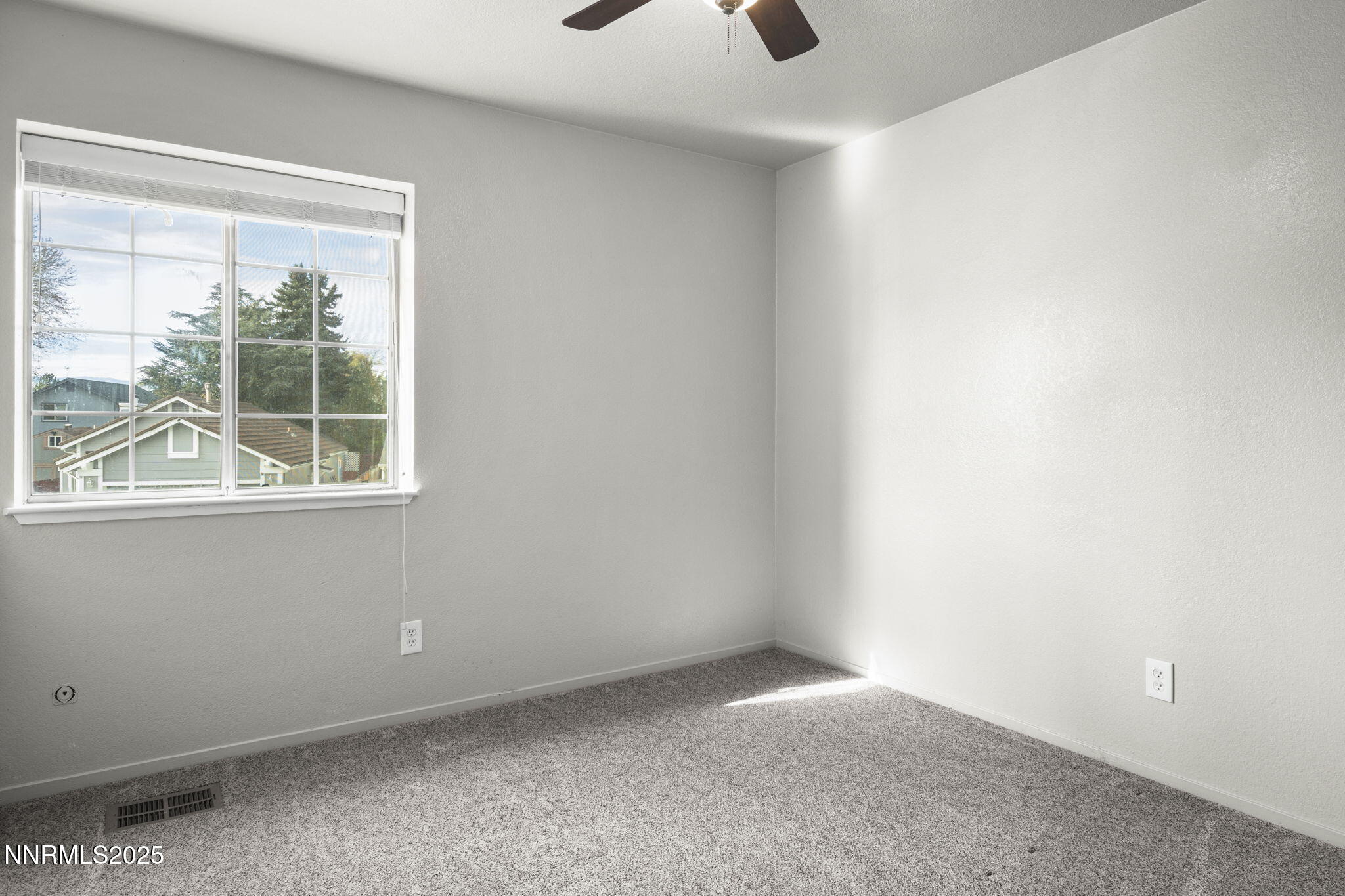 13-web-or-mls-_DSC5940