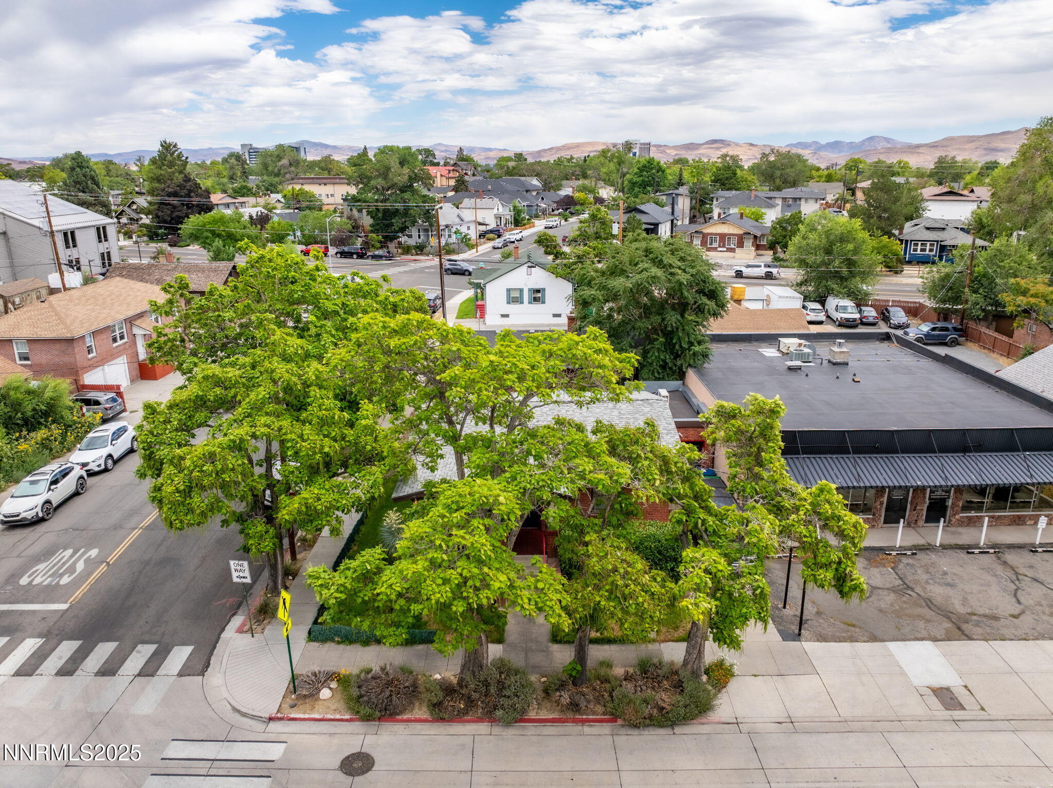 1-web-or-mls-800 S Center Drone-2