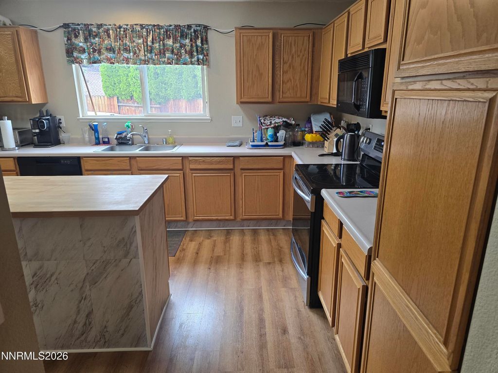 Photo of 5932 Begonia Court, Sun Valley, NV 89433 (MLS # 260004144)