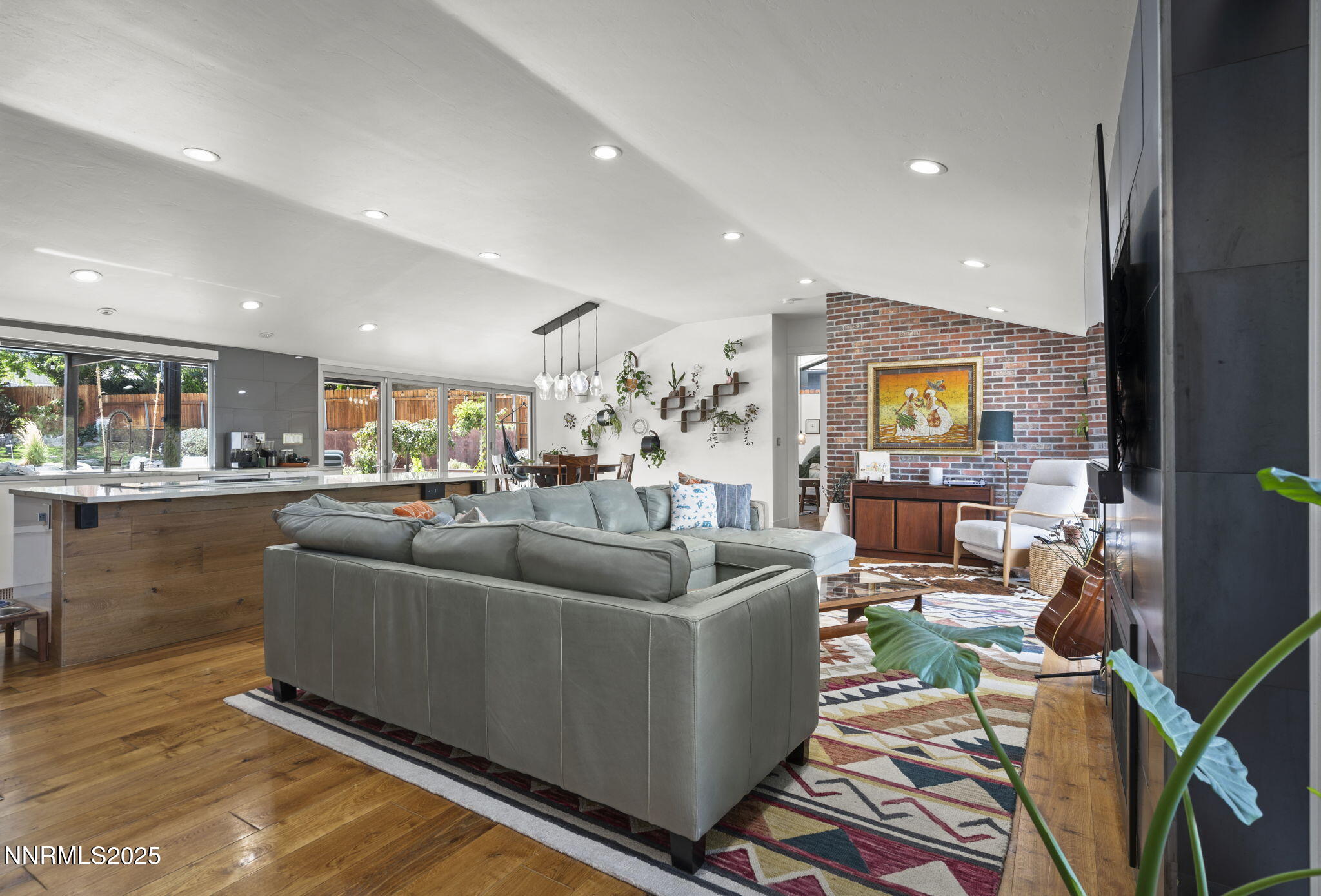 3-web-or-mls-_DSC1218