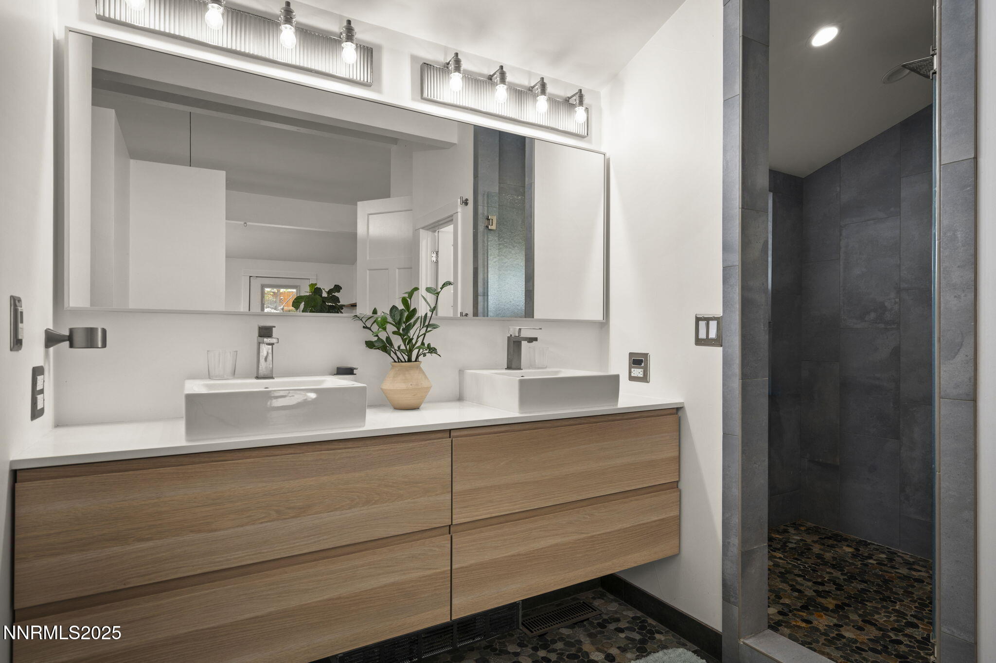 15-web-or-mls-_DSC1341