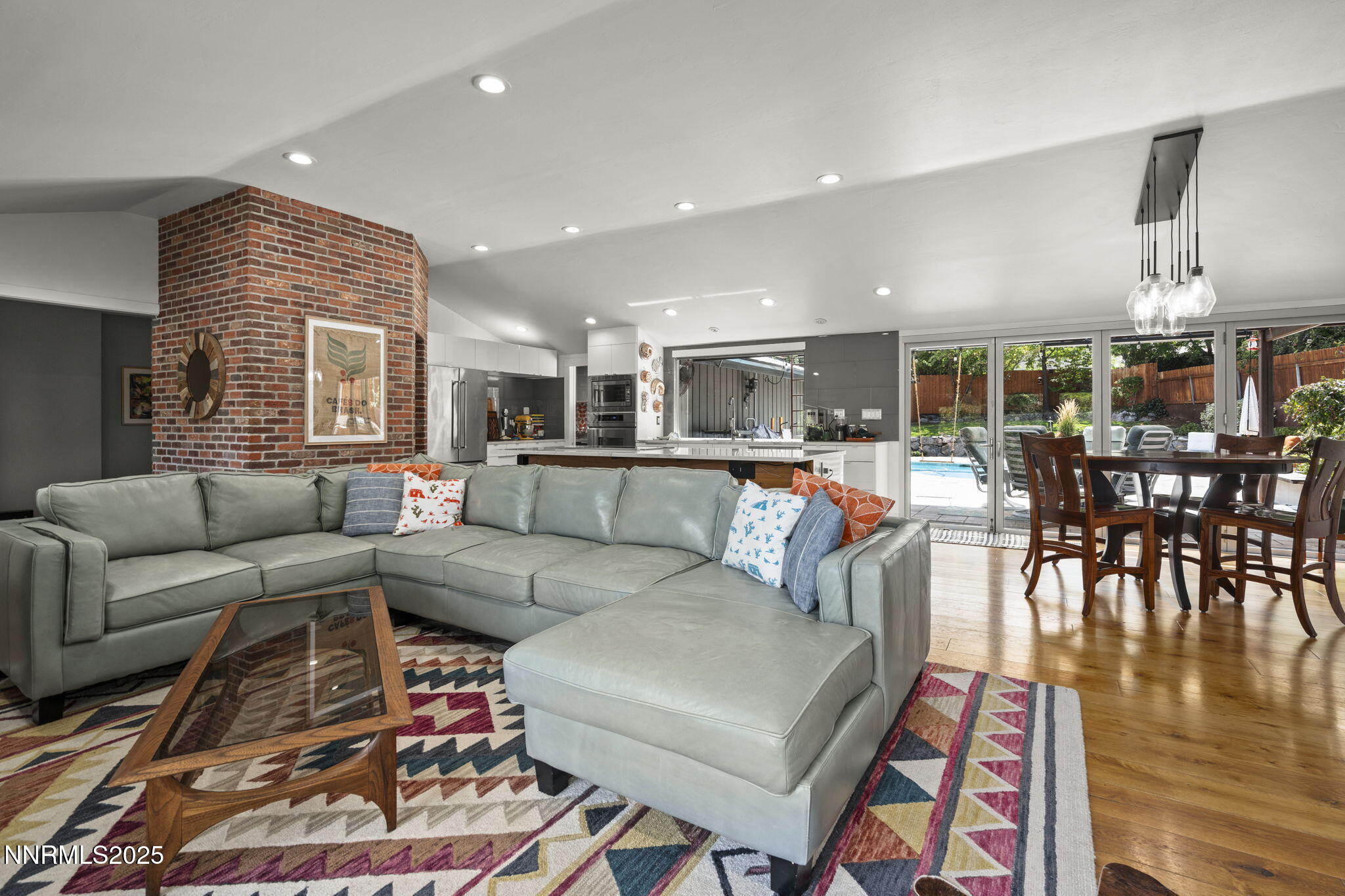 5-web-or-mls-_DSC1236