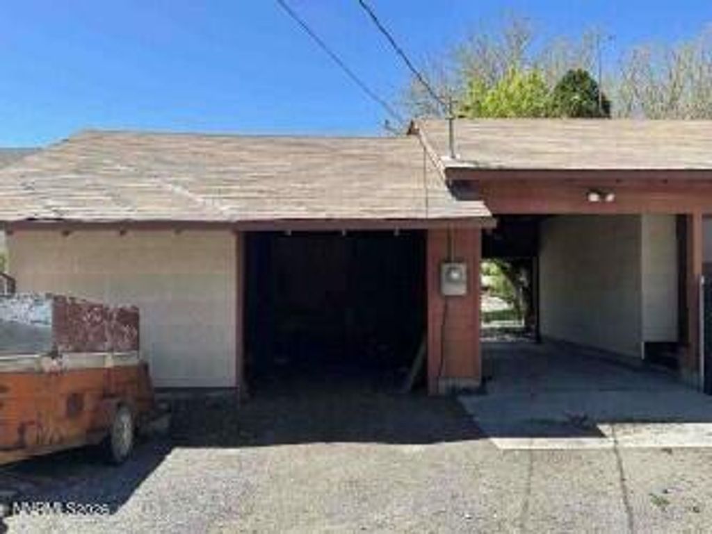 Photo of 1460 Elmhurst Avenue, Lovelock, NV 89419 (MLS # 260004708)
