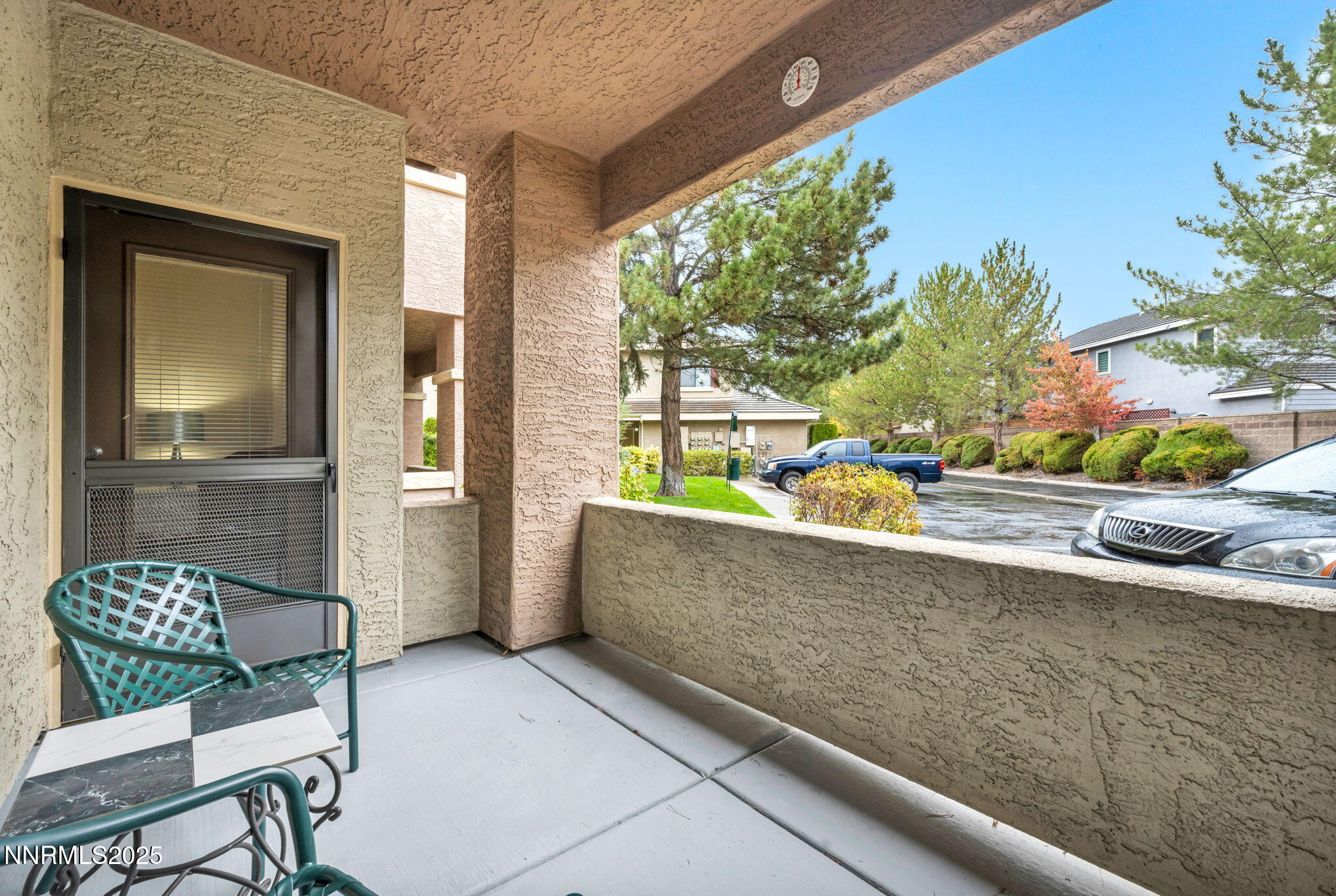 90-web-or-mls-900-s-meadows-pkwy-1914