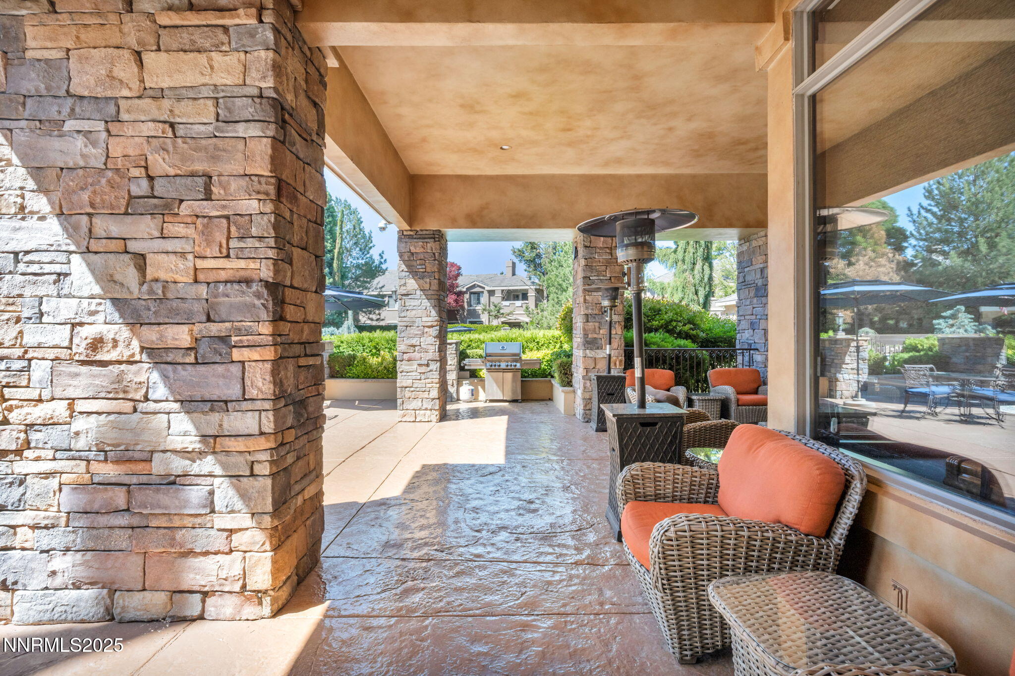 131-web-or-mls-900-s-meadows-pkwy-1914