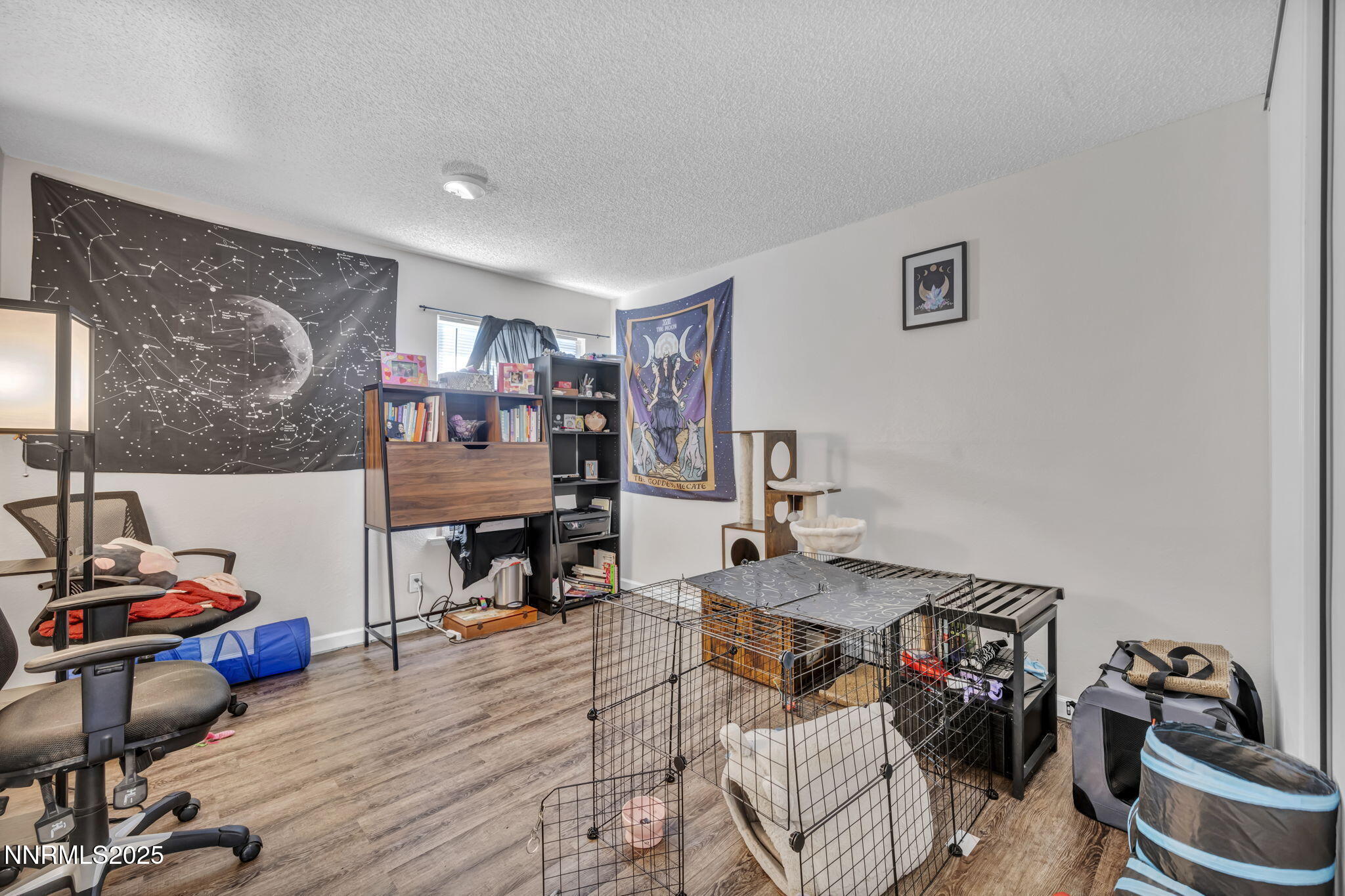 24-web-or-mls-4602-neil-rd-58