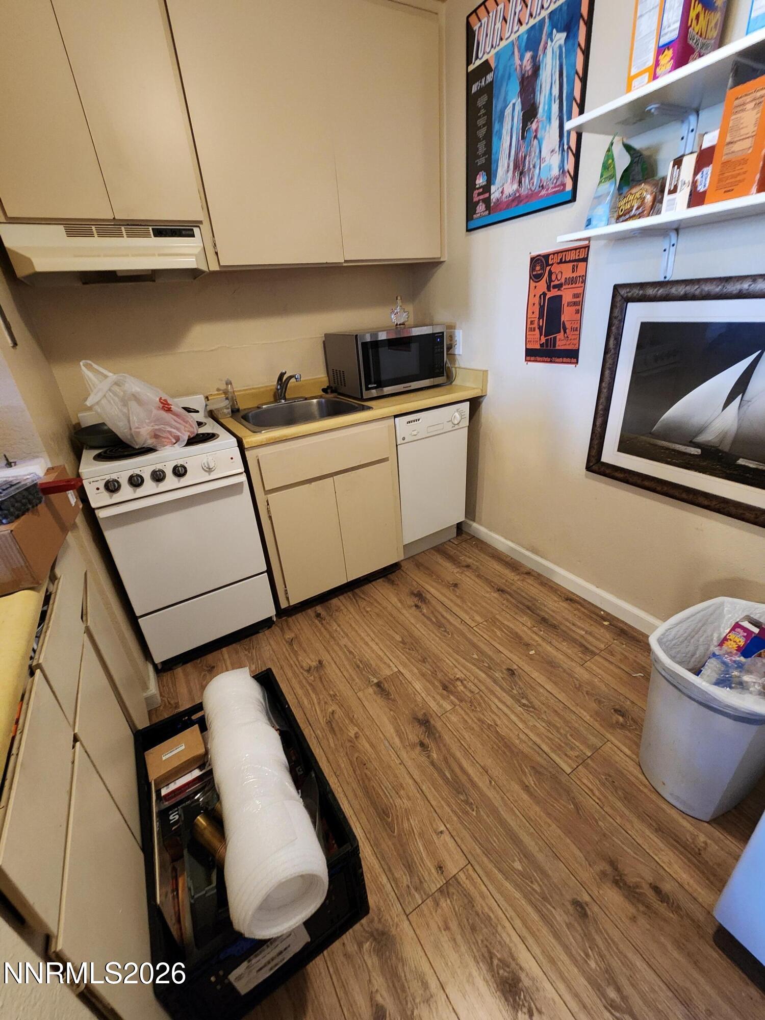 2450 Lymbery Street APT 211