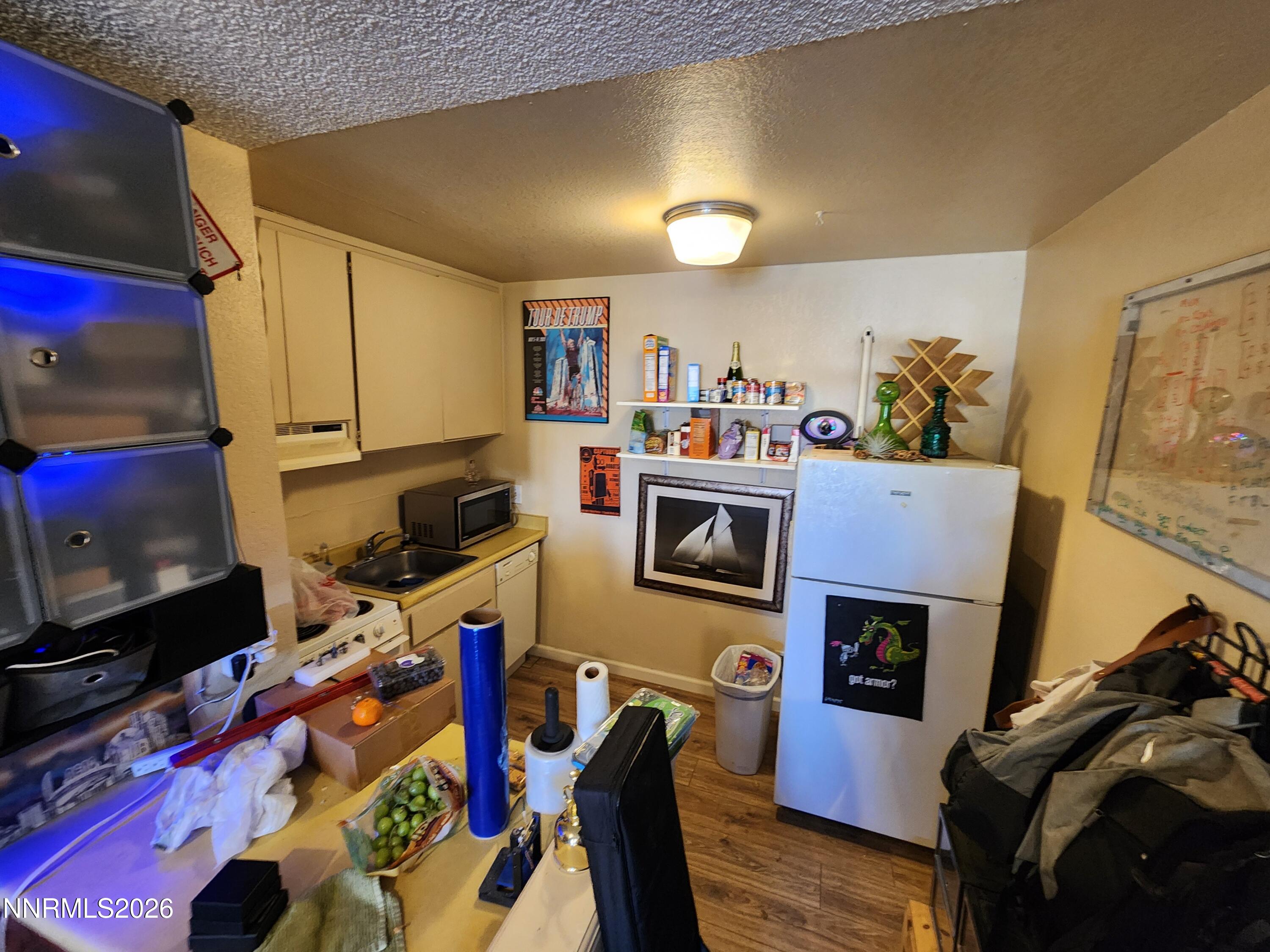 2450 Lymbery Street APT 211