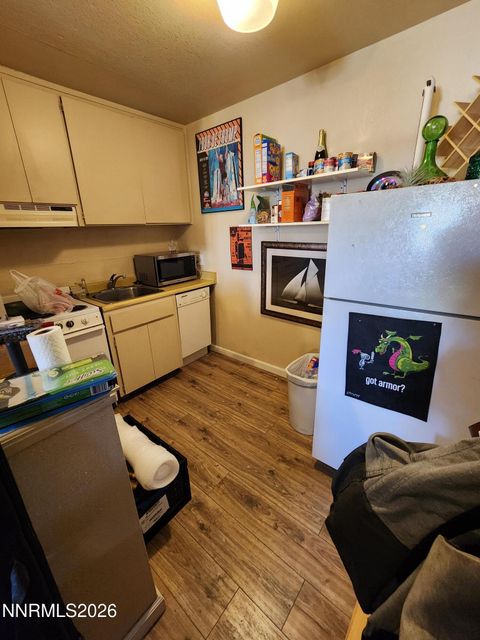 2450 Lymbery Street APT 211 Reno NV 89509