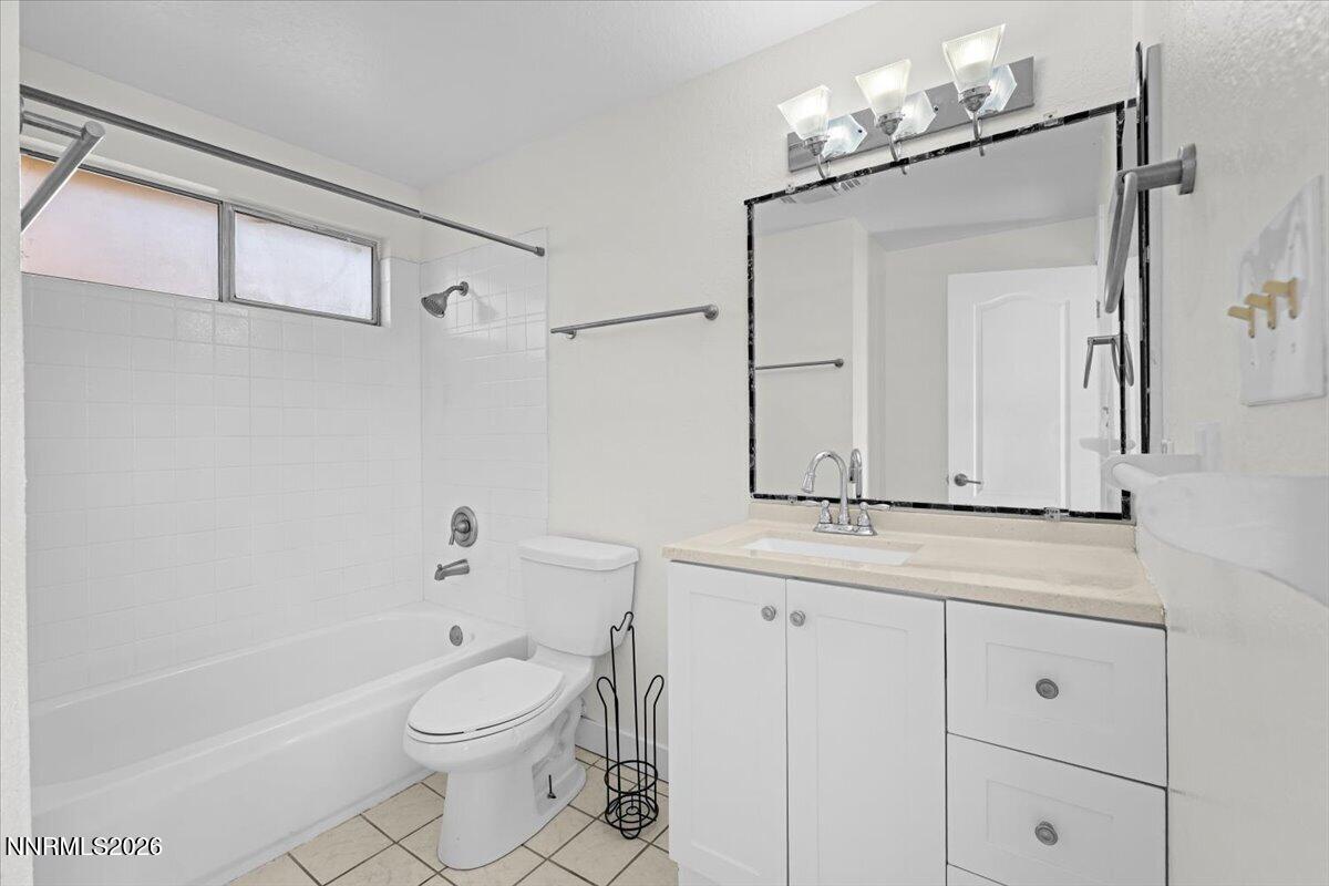 30-3653 Peregrine Circle Reno NV 89508 (