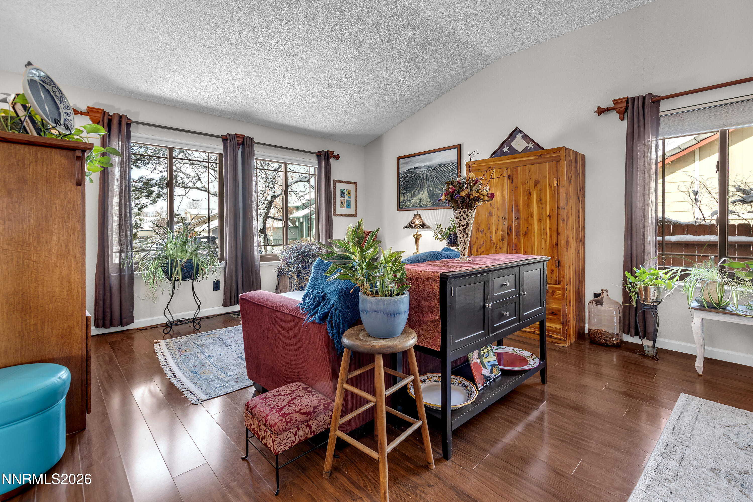 5216 Santa Barbara Avenue