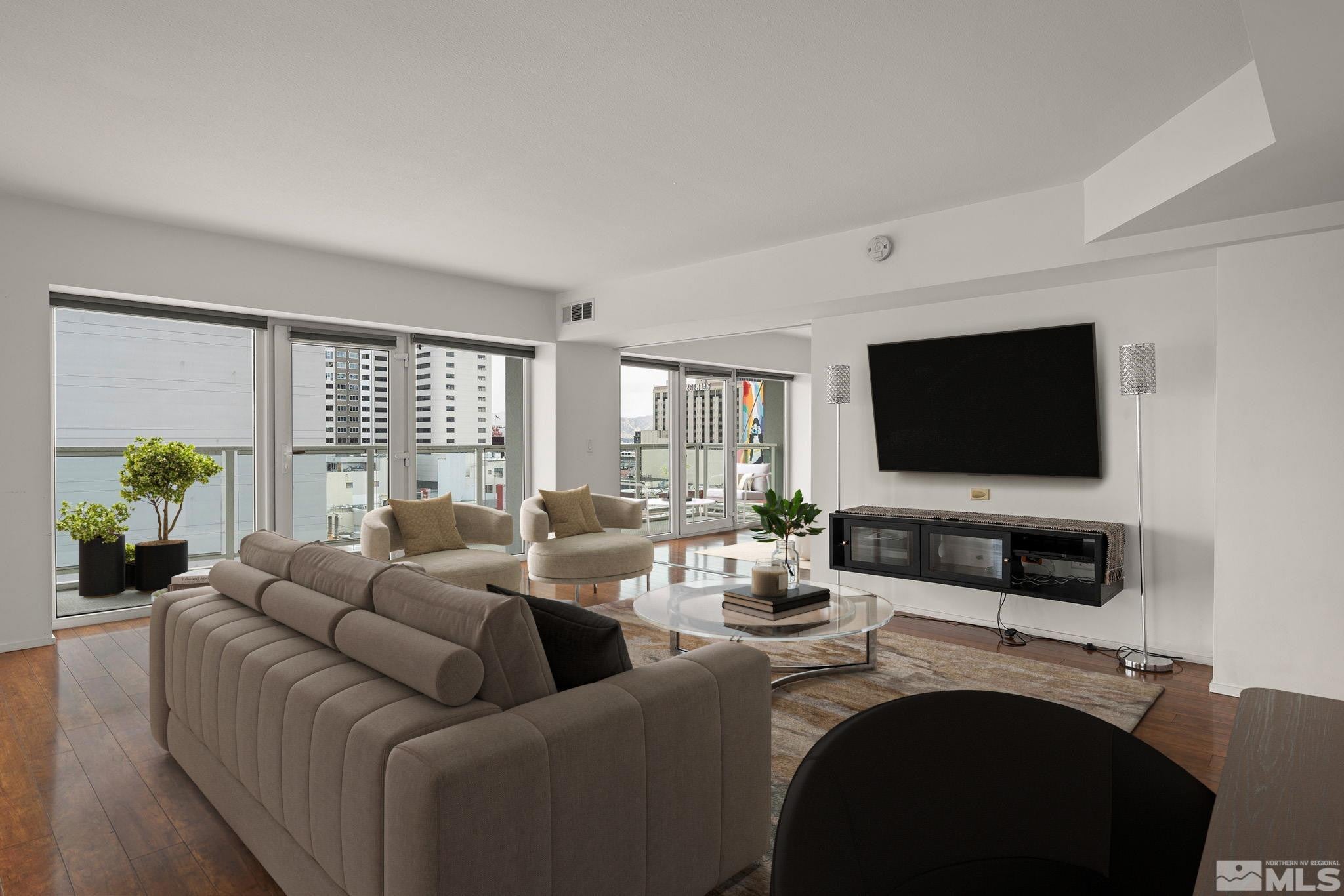 255 N Sierra Street UNIT 1011