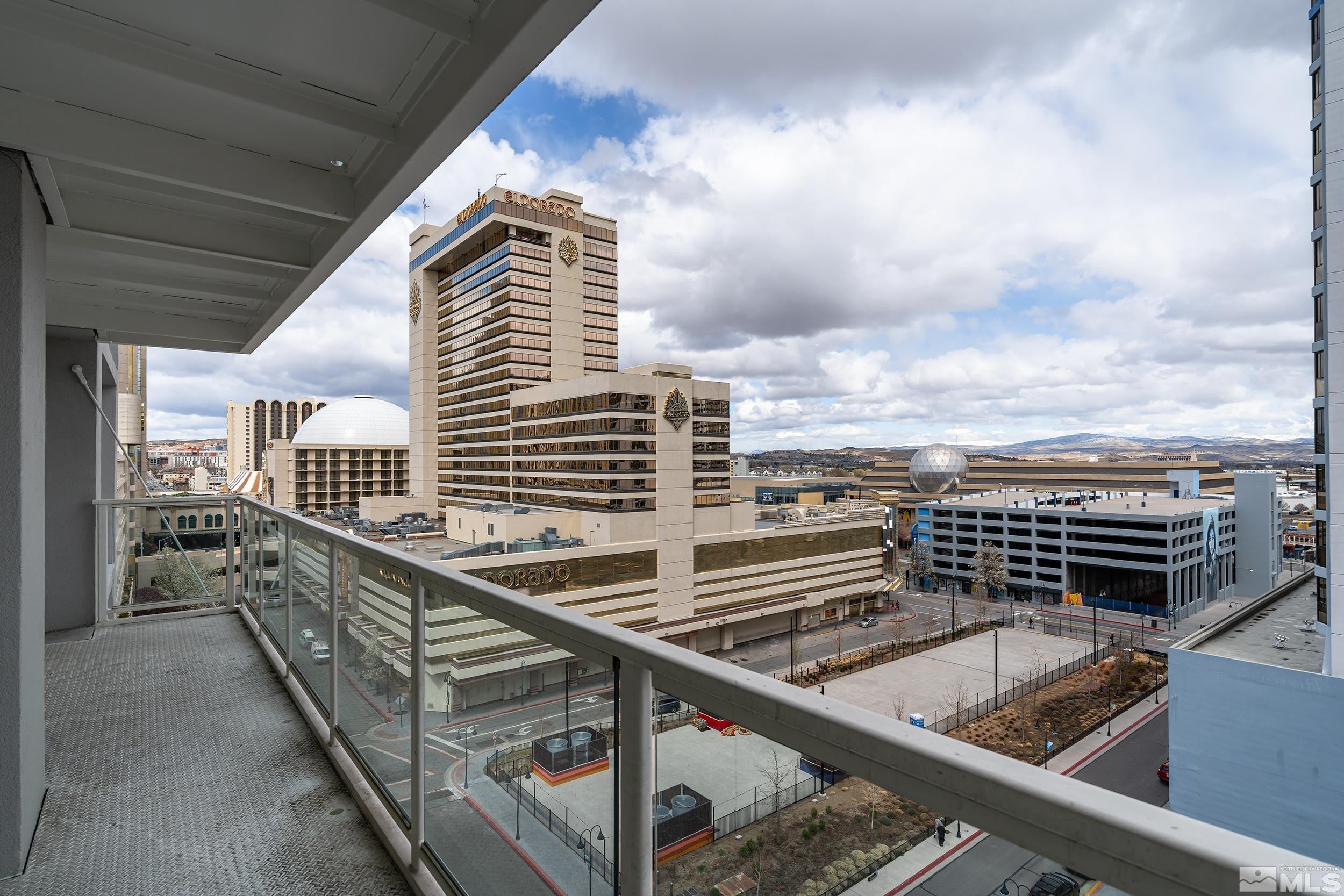 255 N Sierra Street UNIT 1011