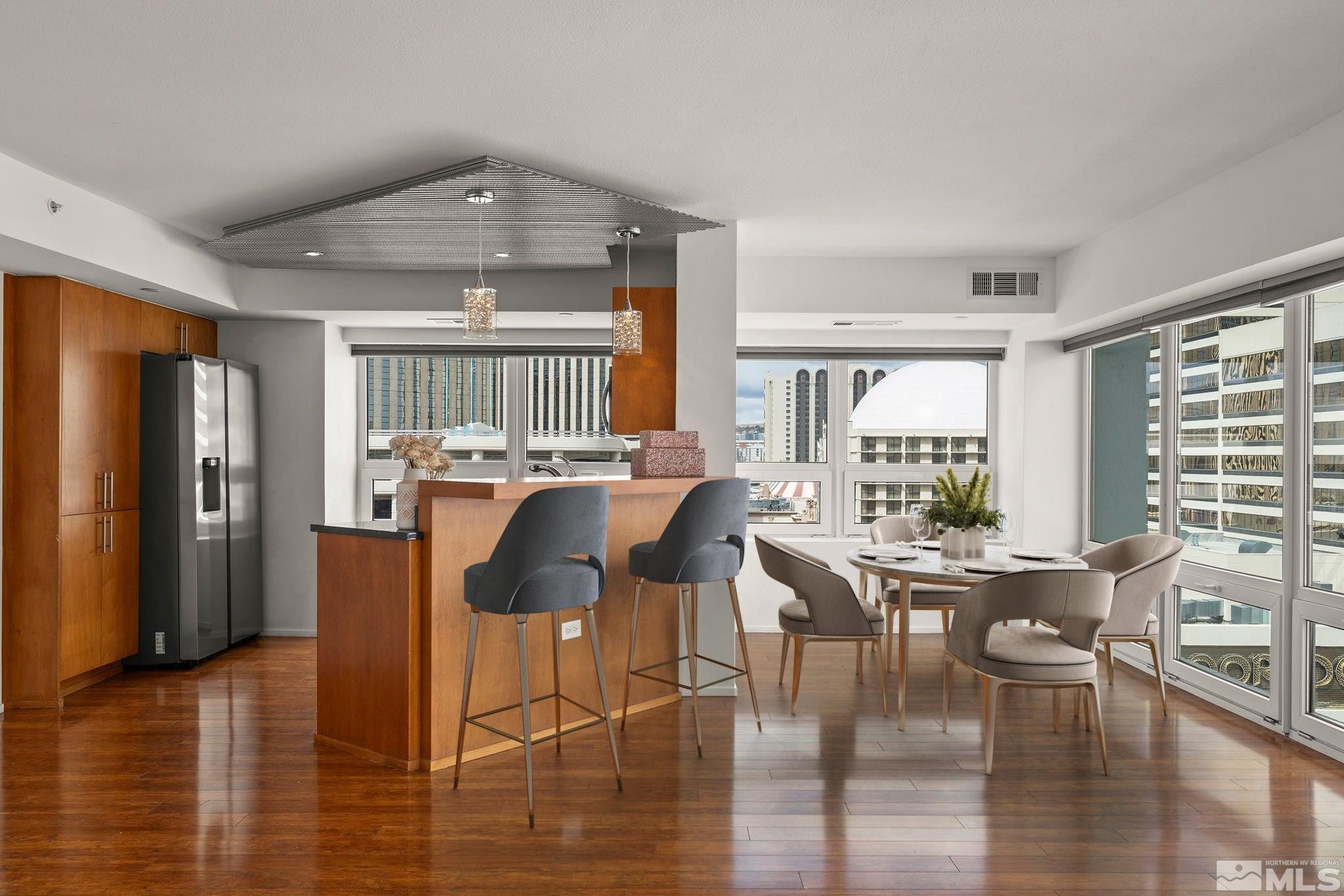 255 N Sierra Street UNIT 1011