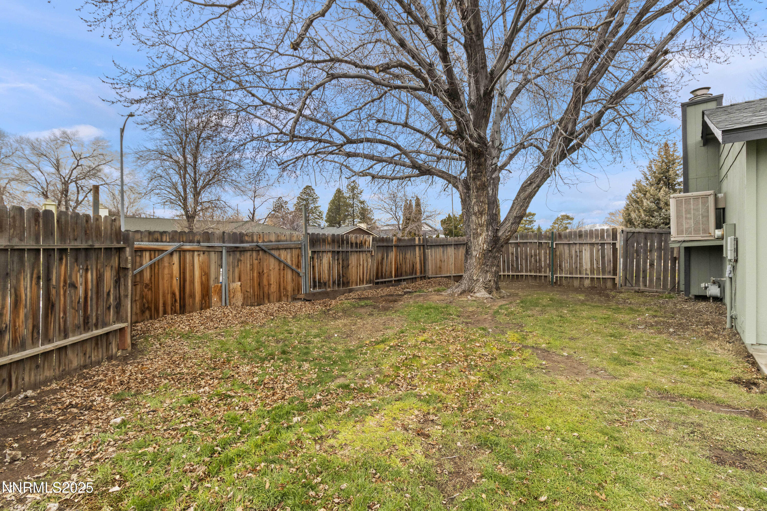 10070 Obsidian Dr Updated 09