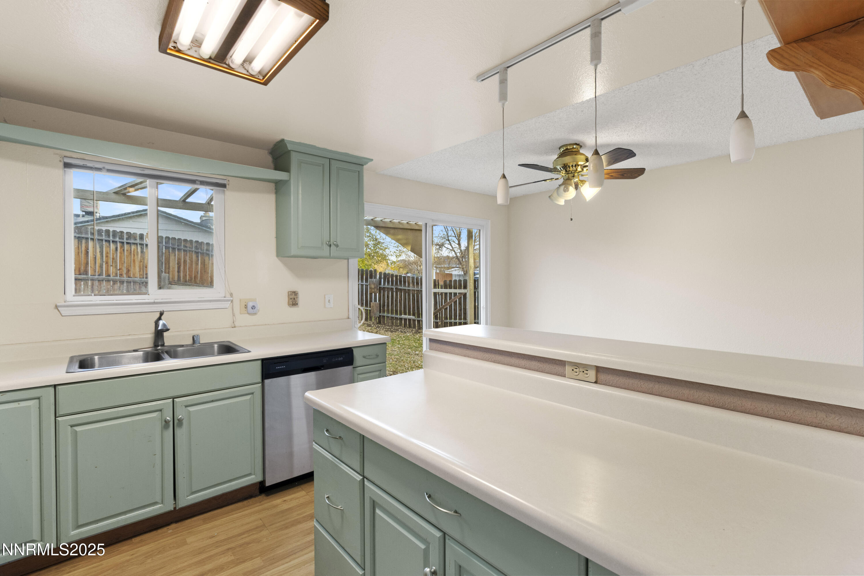 10070 Obsidian Dr 12