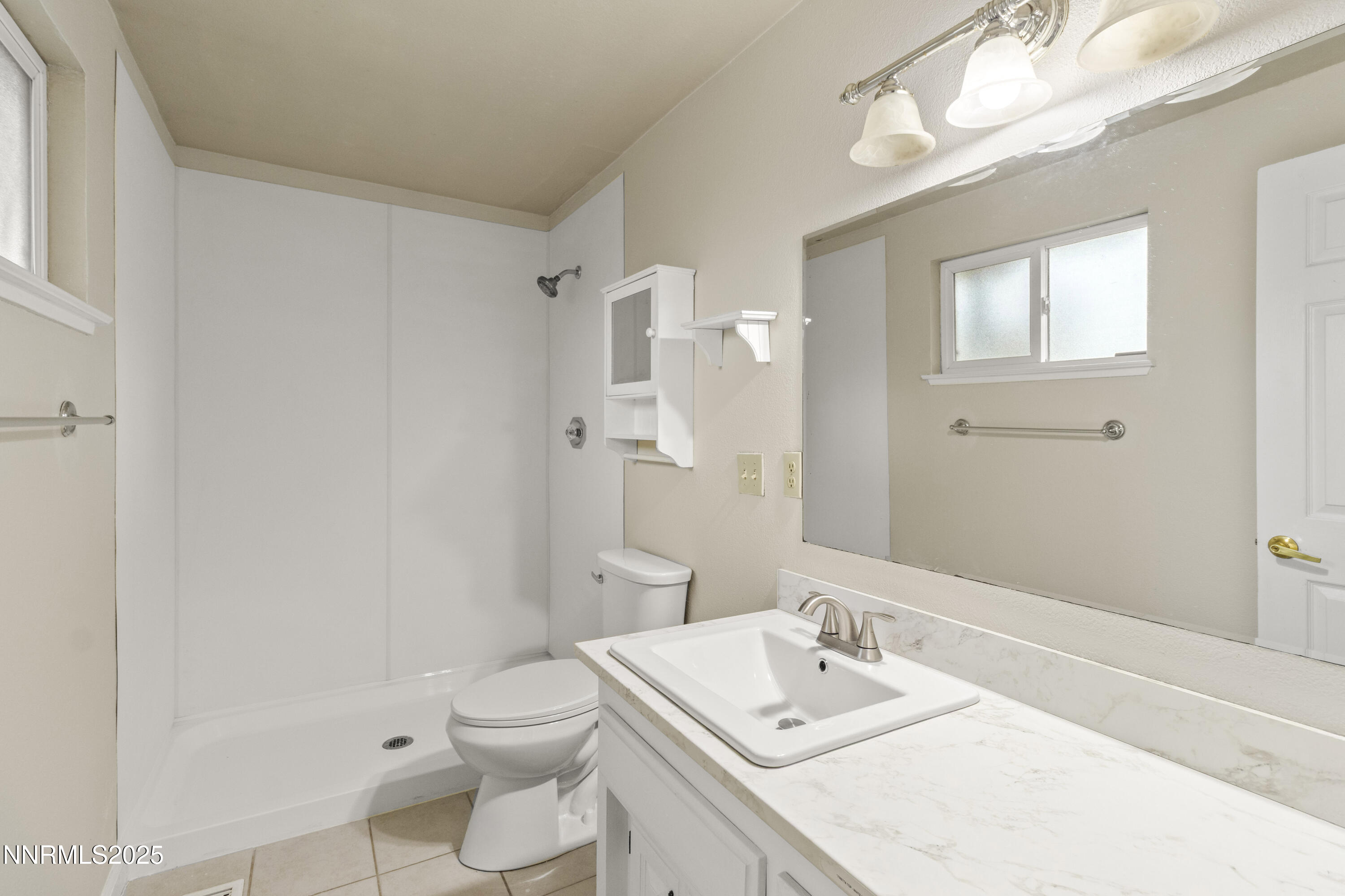 10070 Obsidian Dr 15