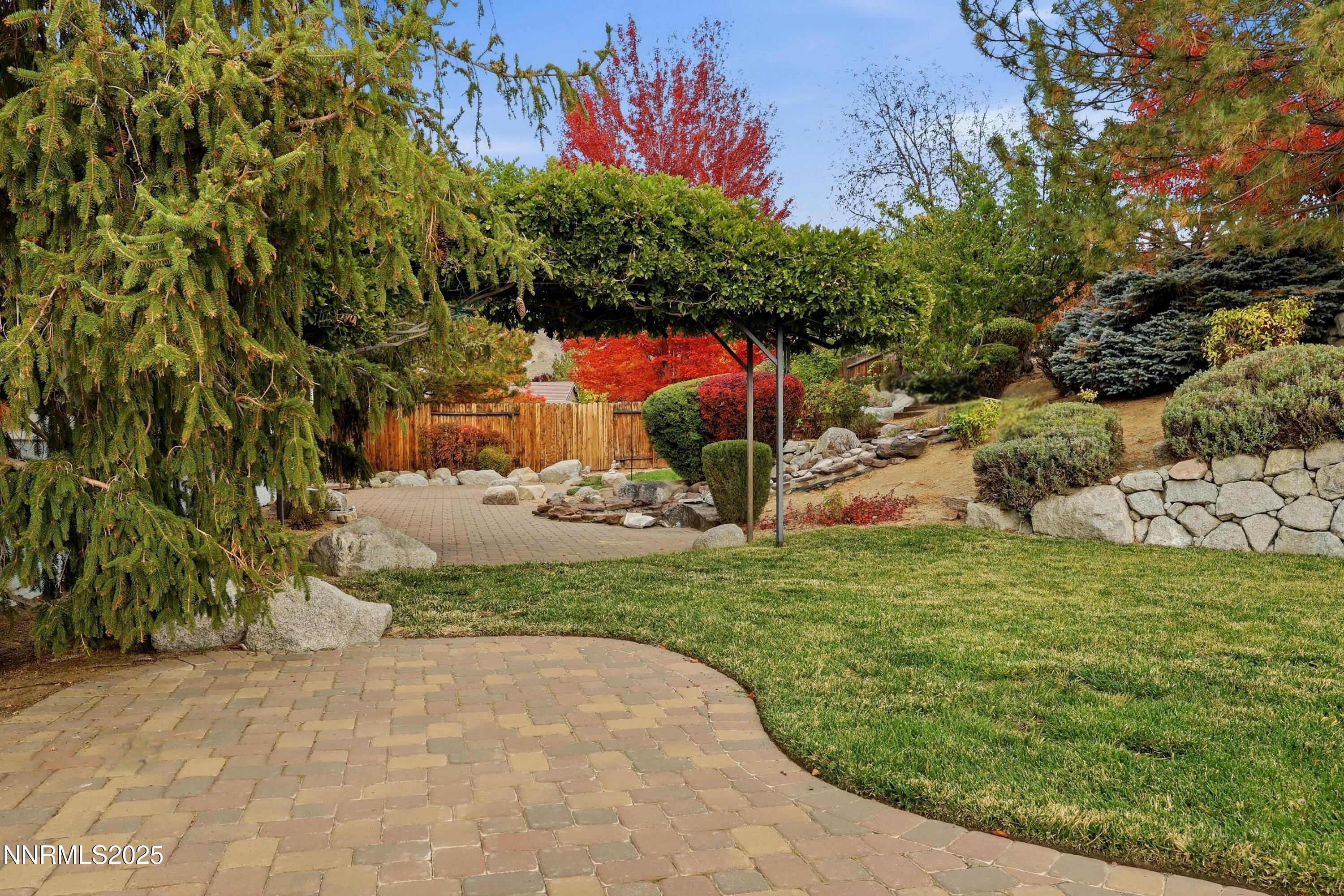 c9bede10-9497-4e1b-b1d5-71effca22f35_aut