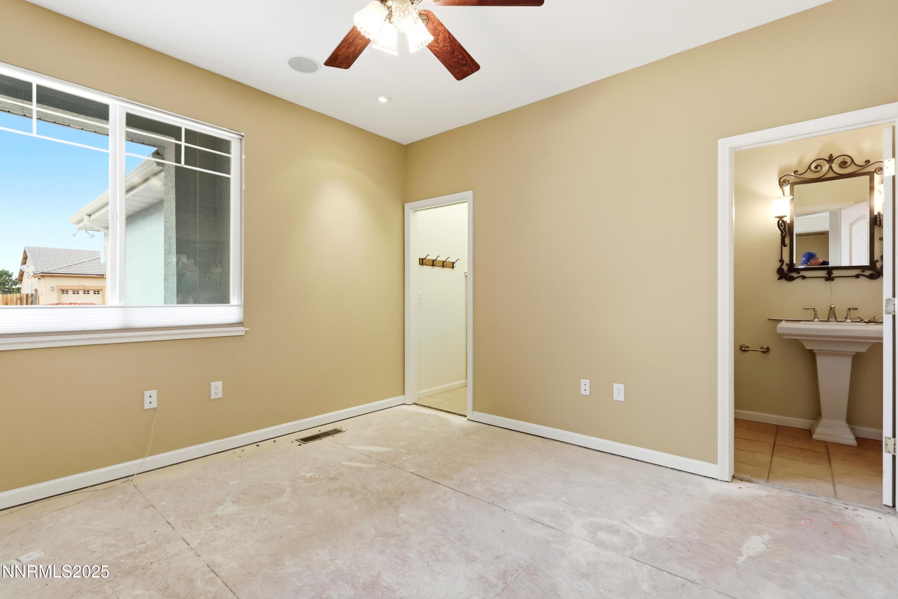 3de37b99-ac9f-413e-9b58-ce73a723e389