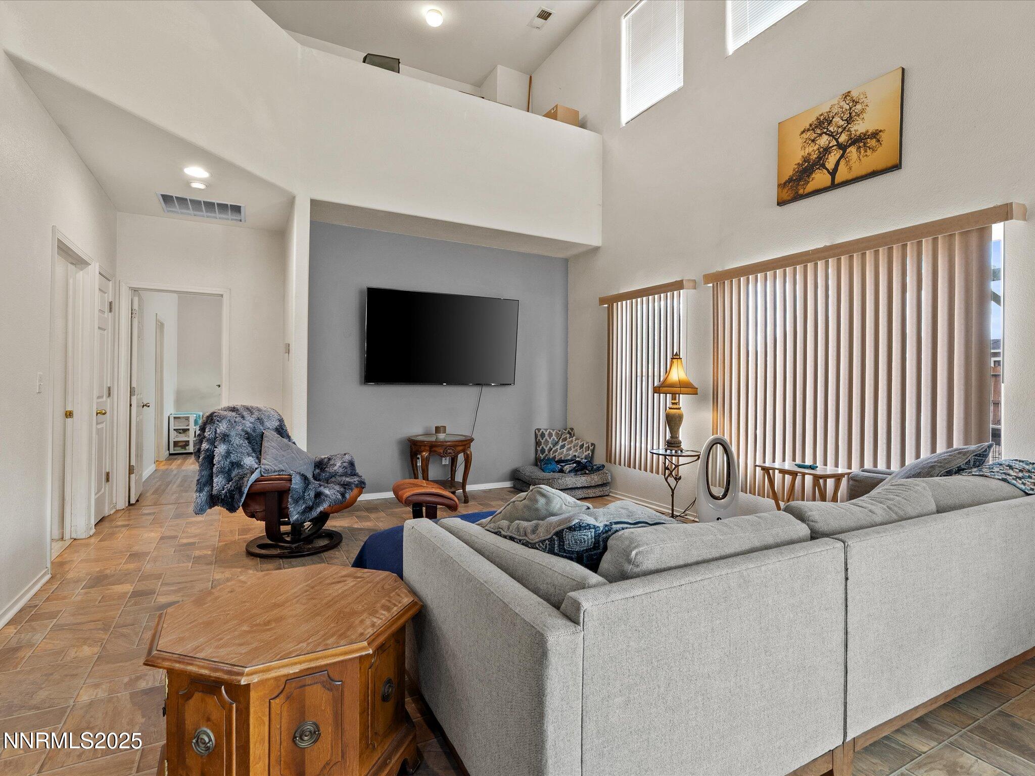 26-231 Poppy Hills Dr-125