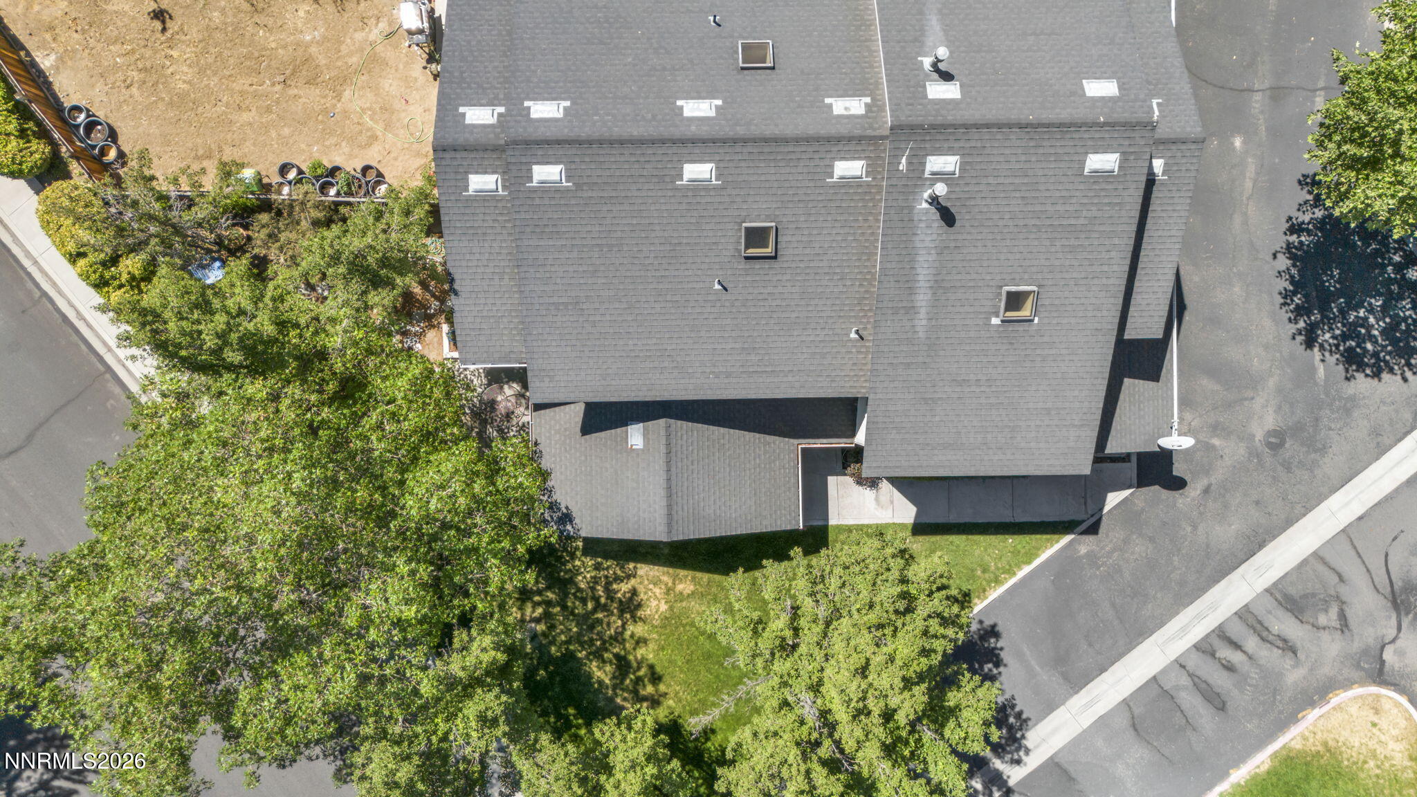 17-web-or-mls-1179-cottonwood-st-15