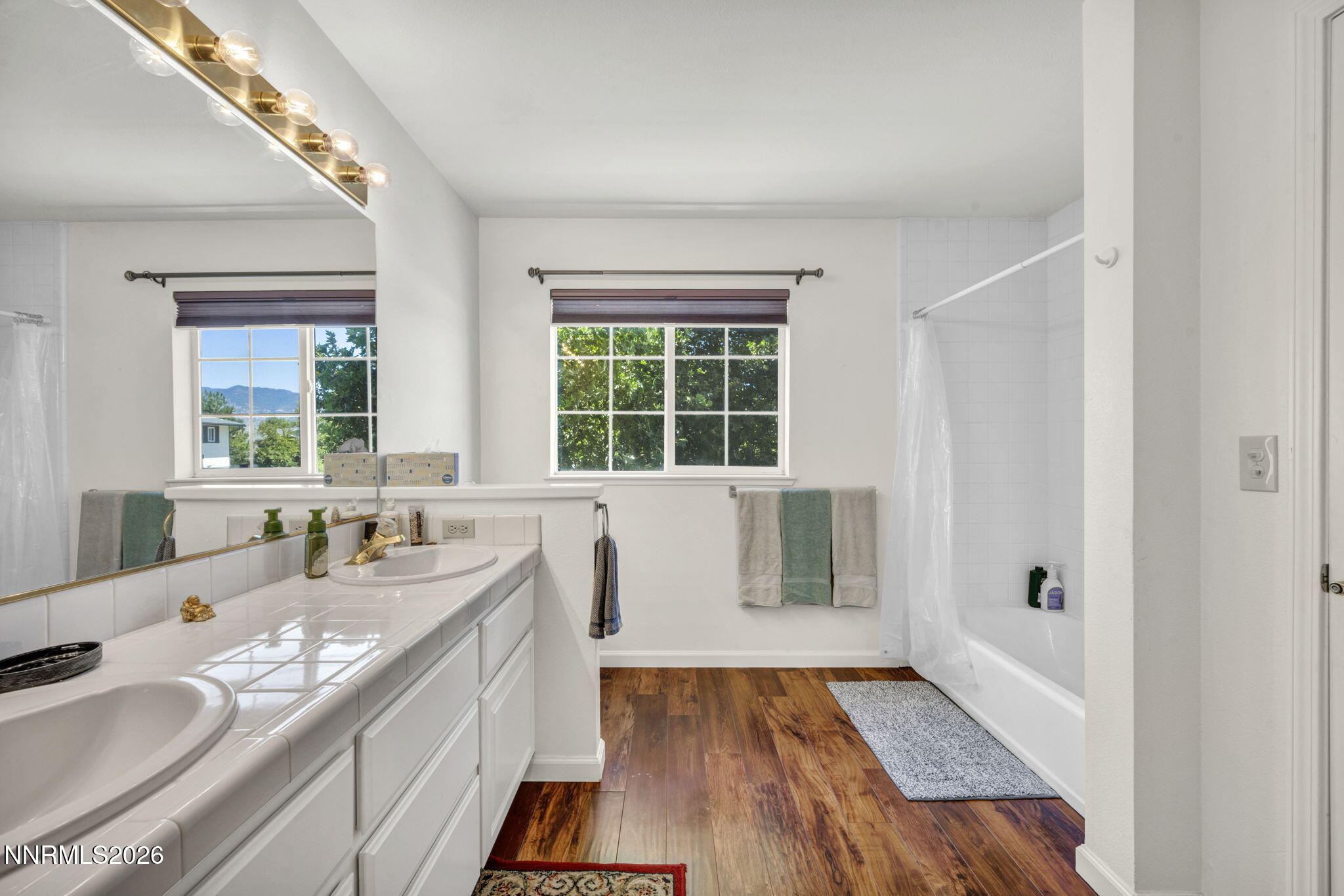 60-web-or-mls-1179-cottonwood-st-15