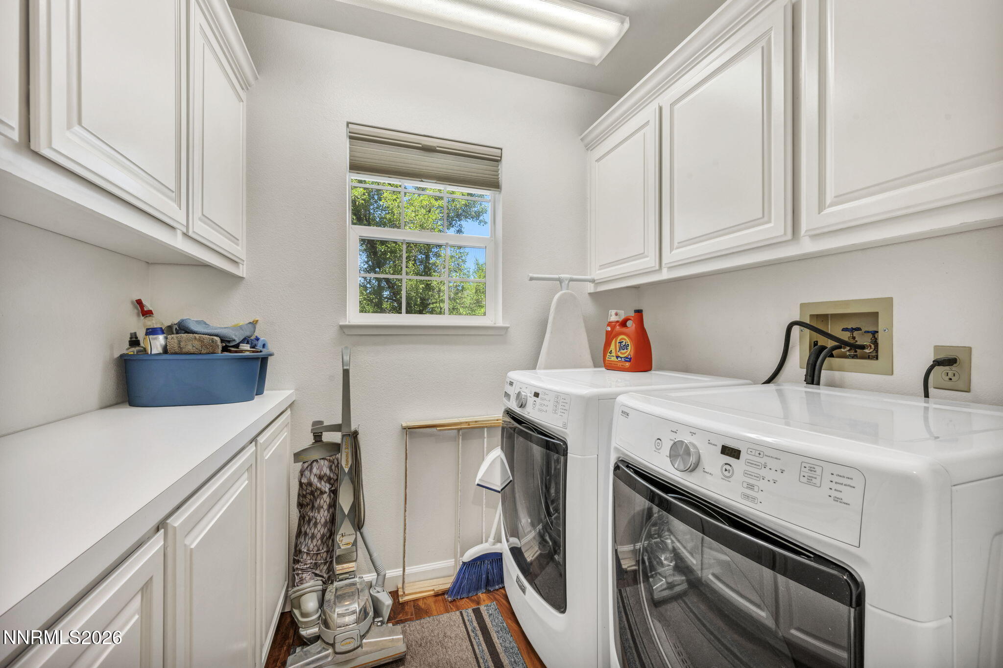 54-web-or-mls-1179-cottonwood-st-15