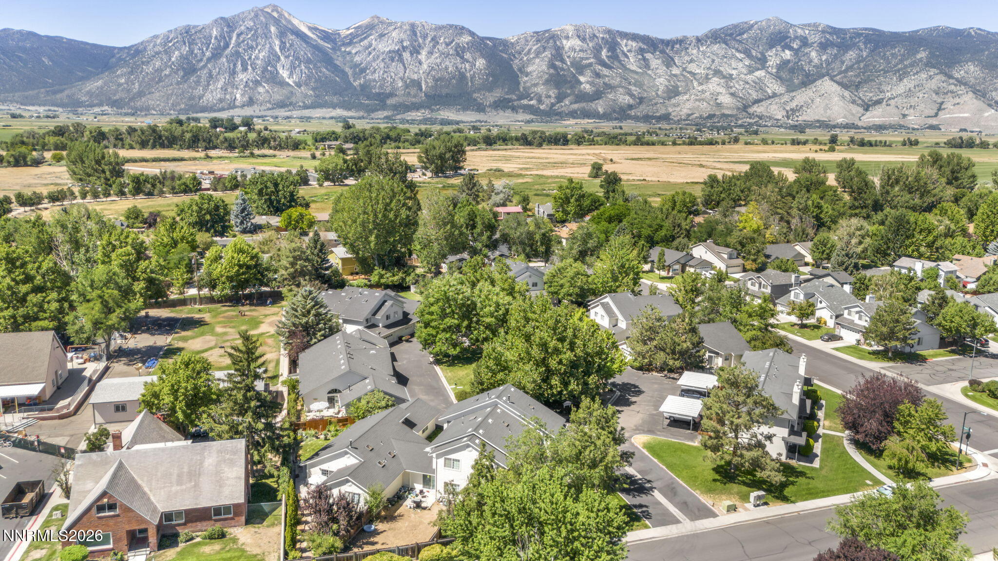 21-web-or-mls-1179-cottonwood-st-15