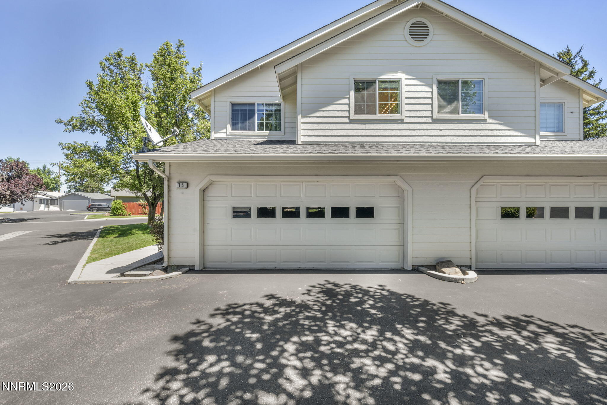 2-web-or-mls-1179-cottonwood-st-15