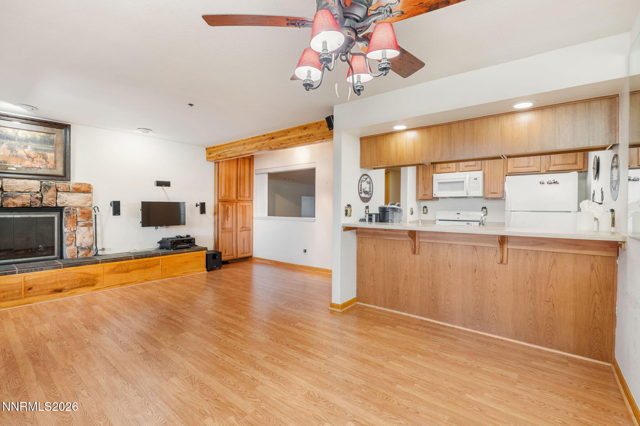 living room and dining 3