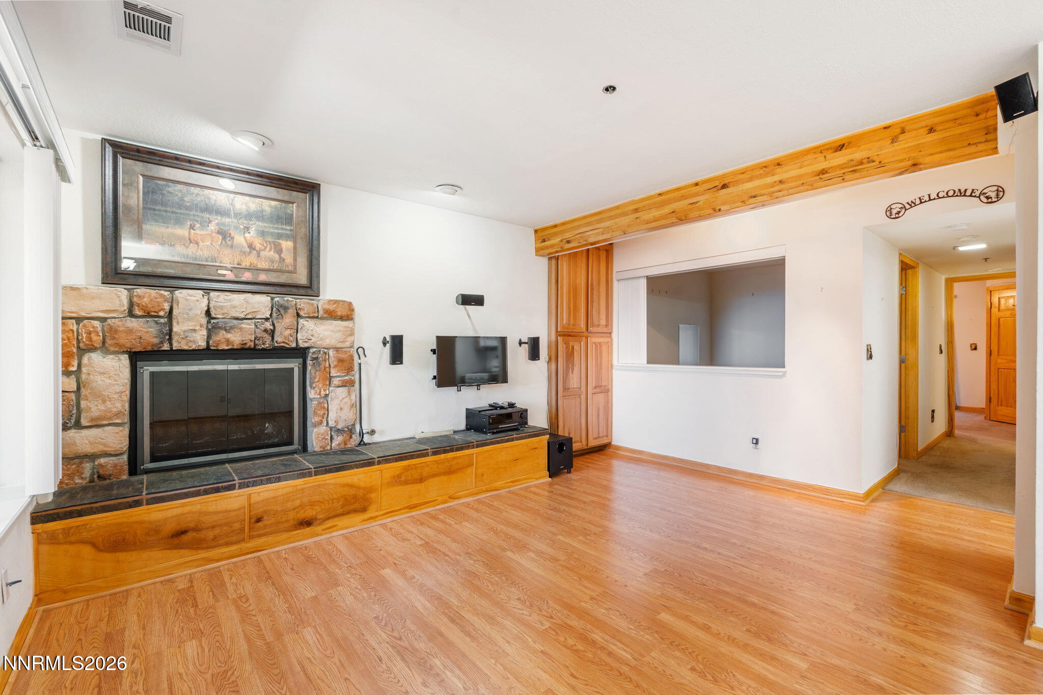 Living room 2